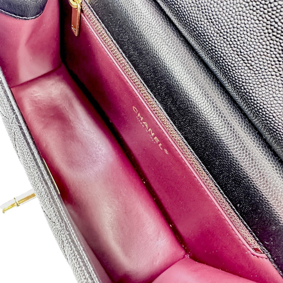 Chanel Black Grained Calfskin Shoulder Bag (Pre-Owned)