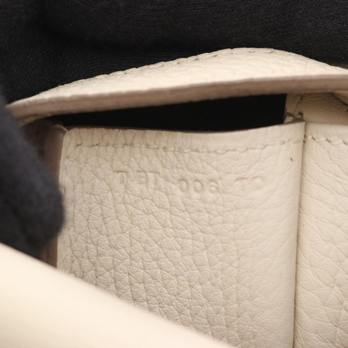 Hermes Alezan Ivory Taurillon Clemence Leather Handbag (Pre-Owned)