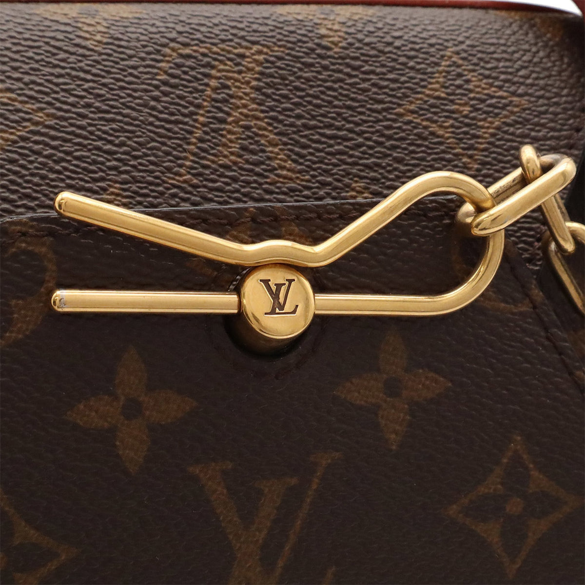 Louis Vuitton Brown Monogram Canvas Shoulder Bag (Pre-Owned)