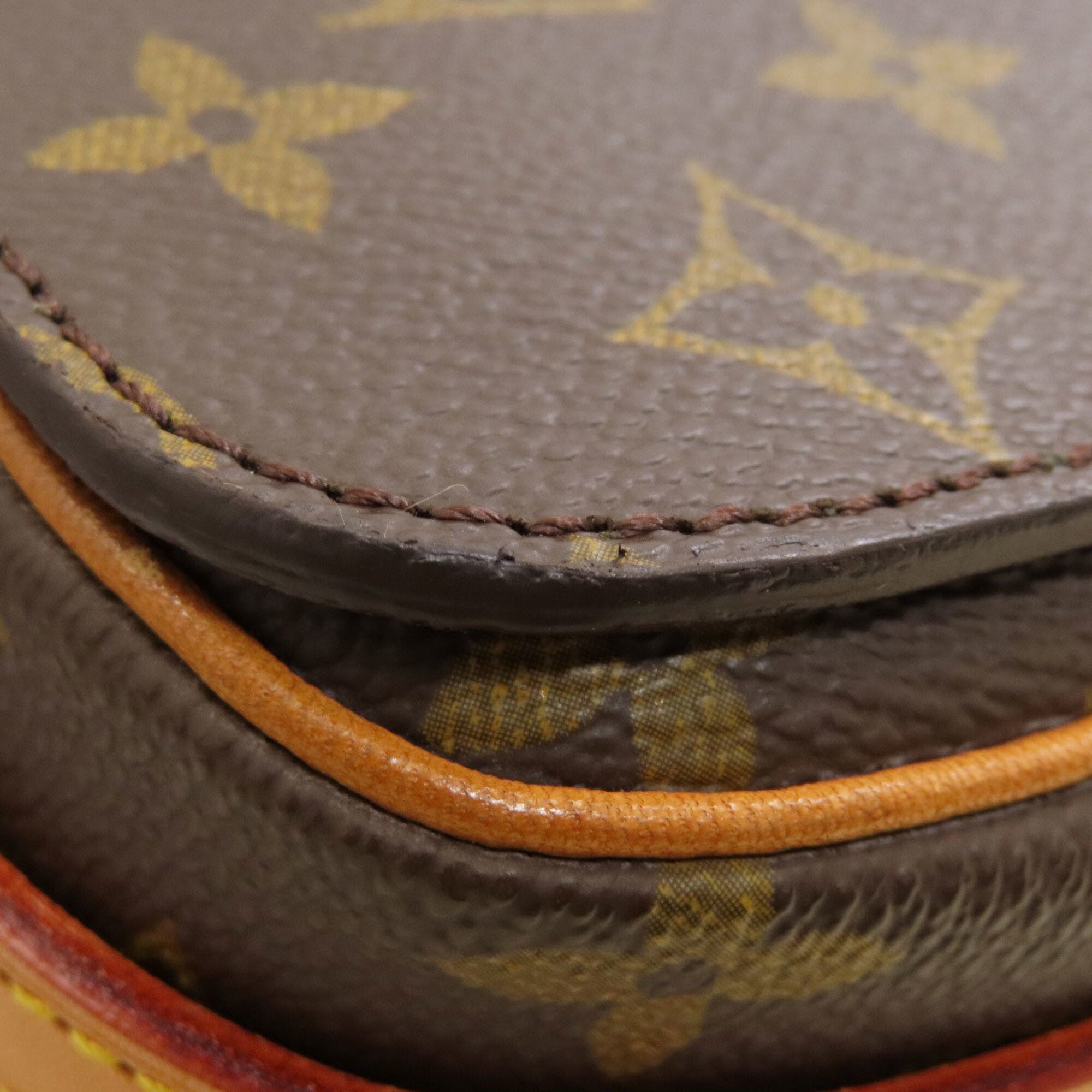 Louis Vuitton Monogram Monogram Shoulder Bag (Pre-Owned)