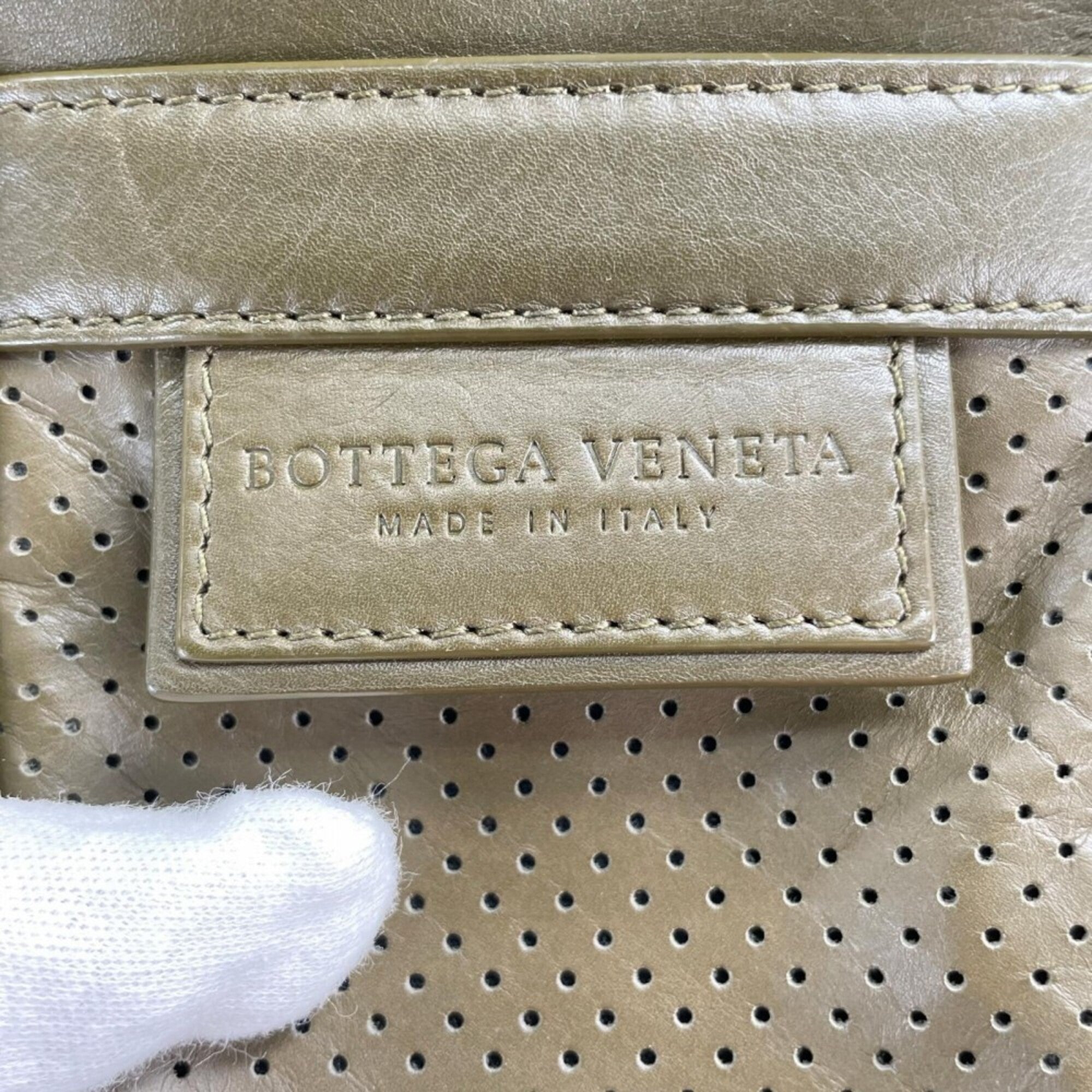 Bottega Veneta Khaki Leather Shoulder Bag (Pre-Owned)