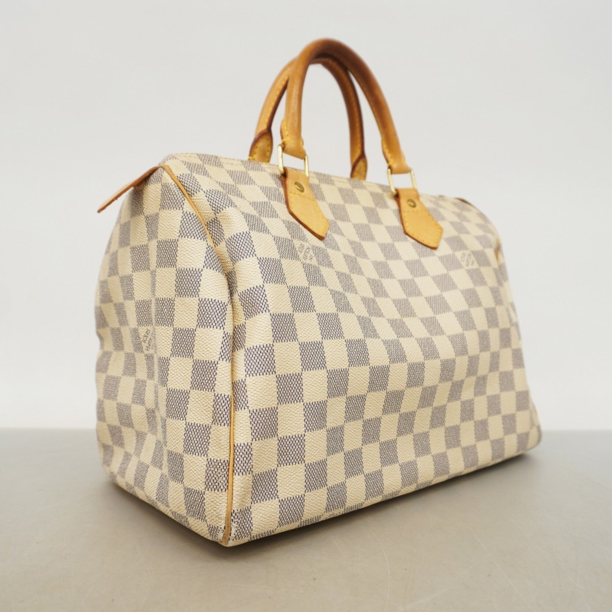 Louis Vuitton White Handbag (Pre-Owned)