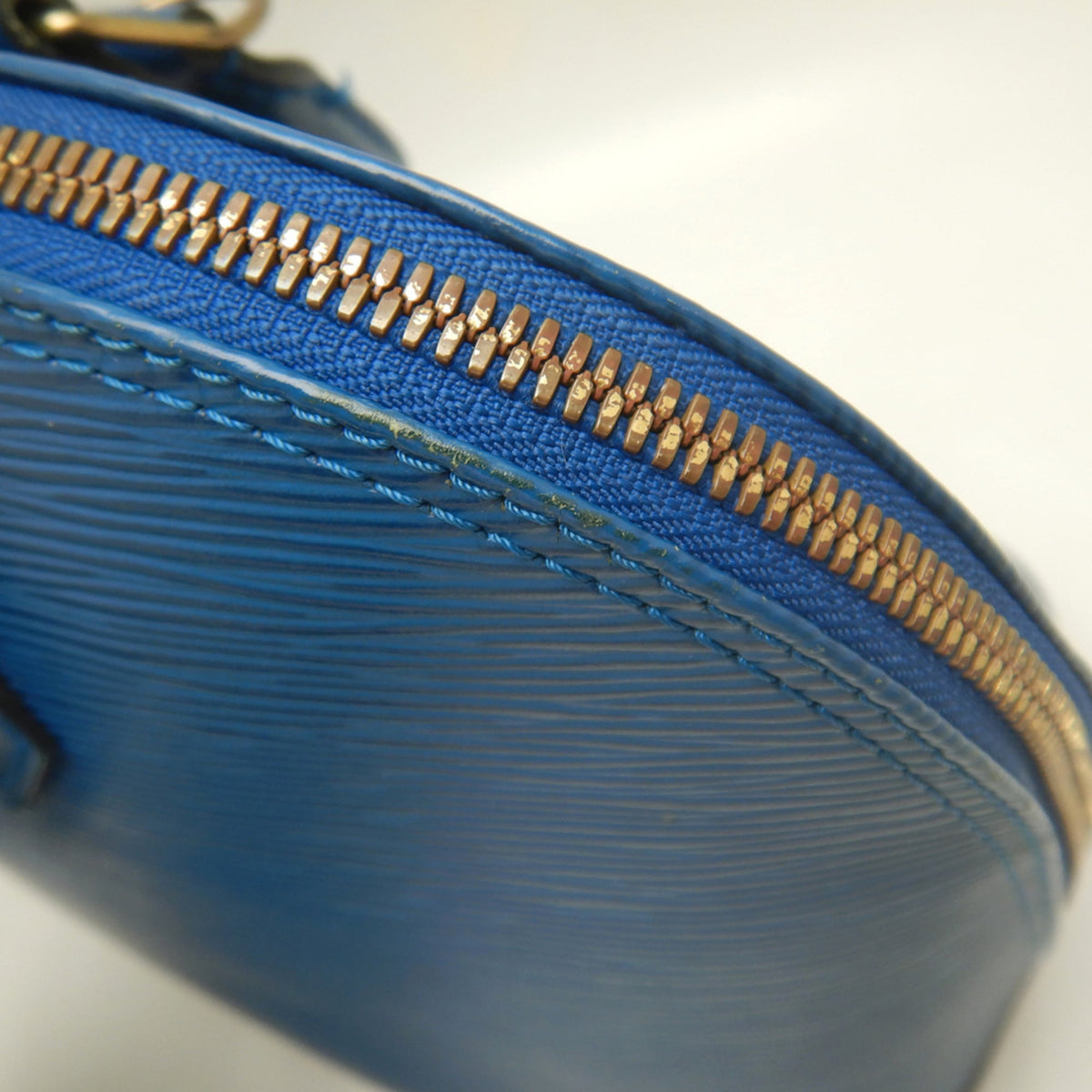 Louis Vuitton Toledo Blue Epi Leather Handbag (Pre-Owned)