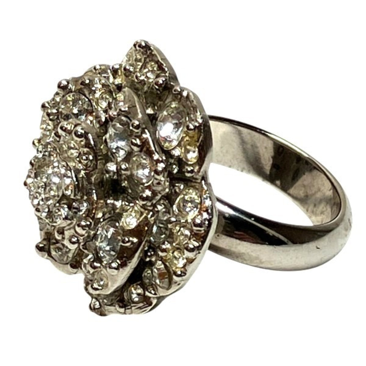 Chanel Silver Metal Band Ring (Pre-Owned)