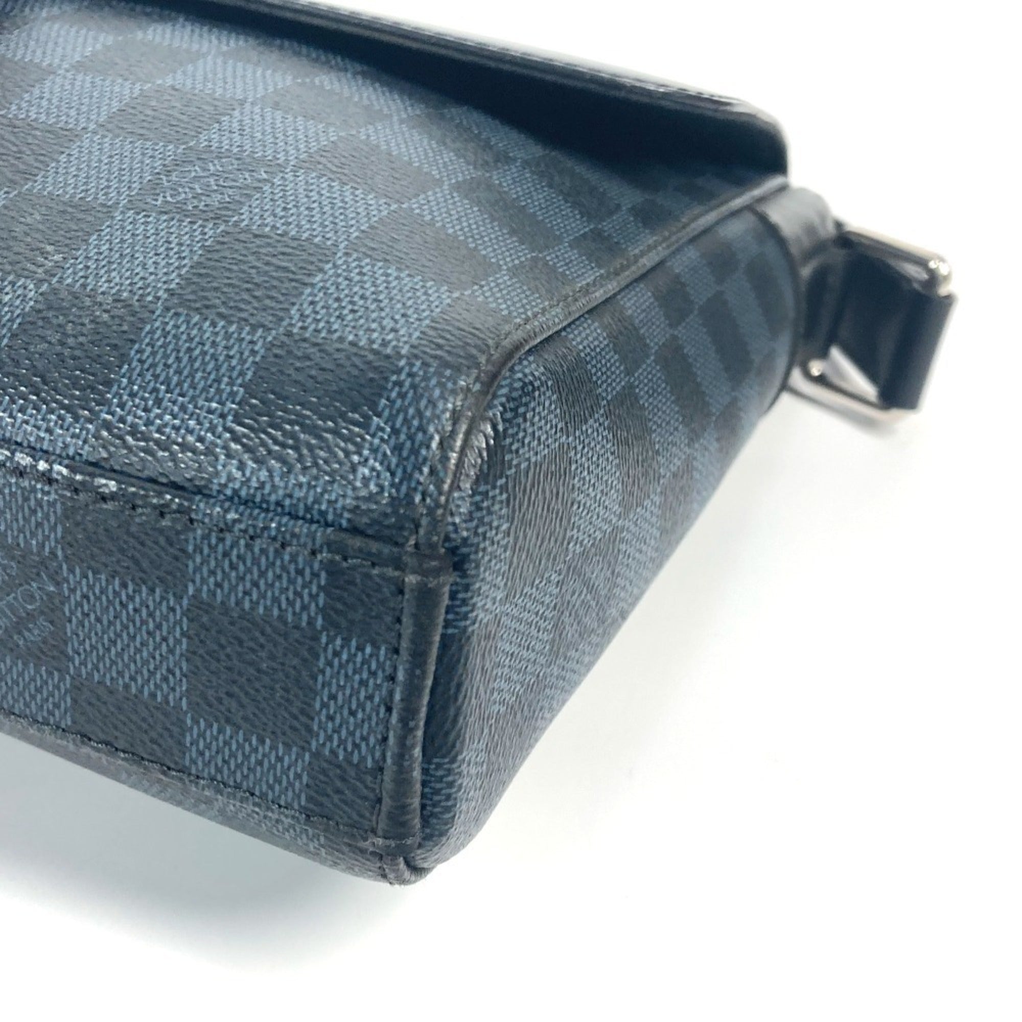 Louis Vuitton Navy Canvas Pochette Shoulder Bag (Pre-Owned)