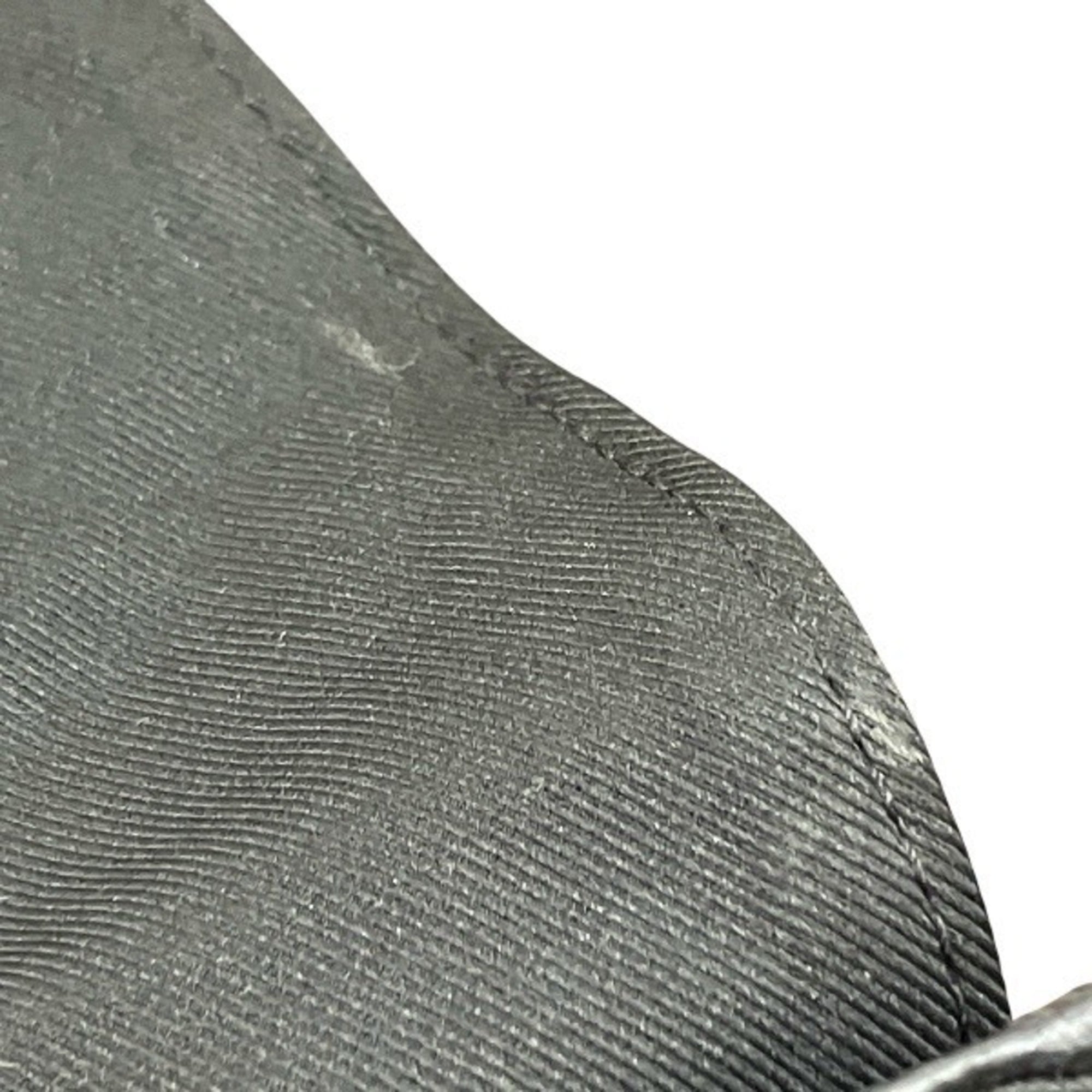 Louis Vuitton Black Handbag Shoulder Bag (Pre-Owned)