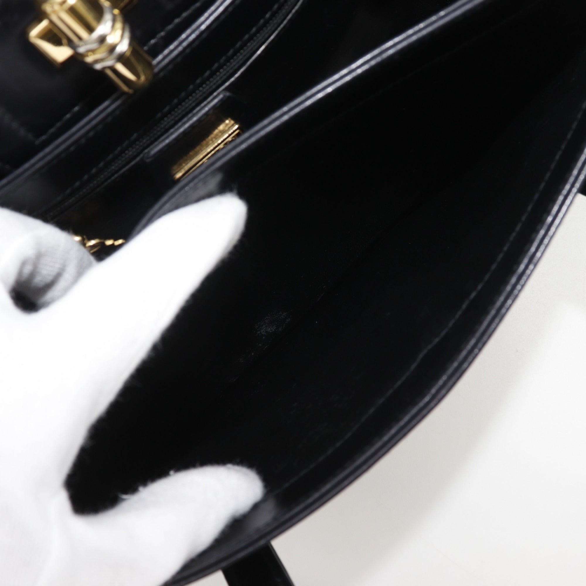 Gucci Black Leather Handbag (Pre-Owned)