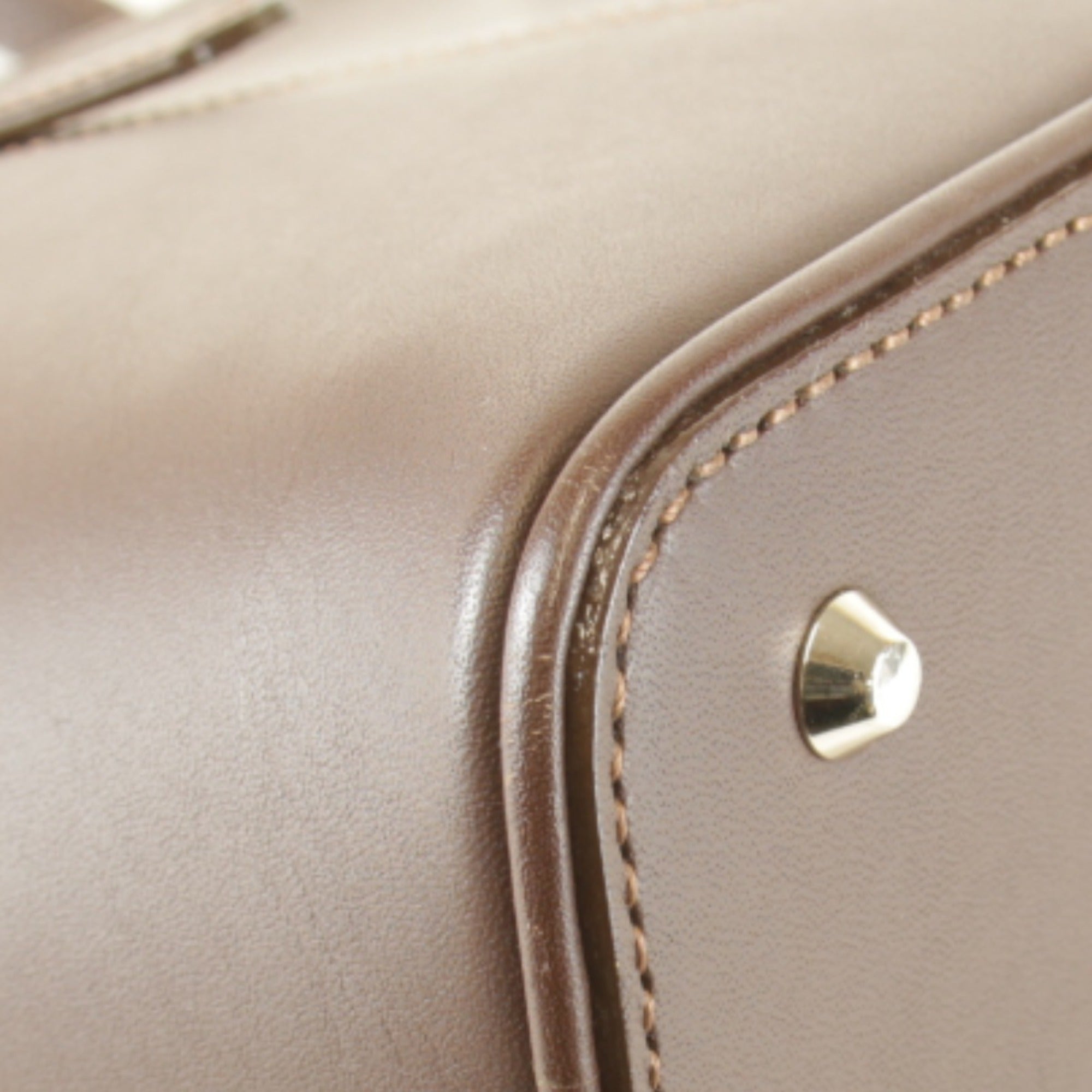 Burberry Brown Leather Handbag (Pre-Owned)