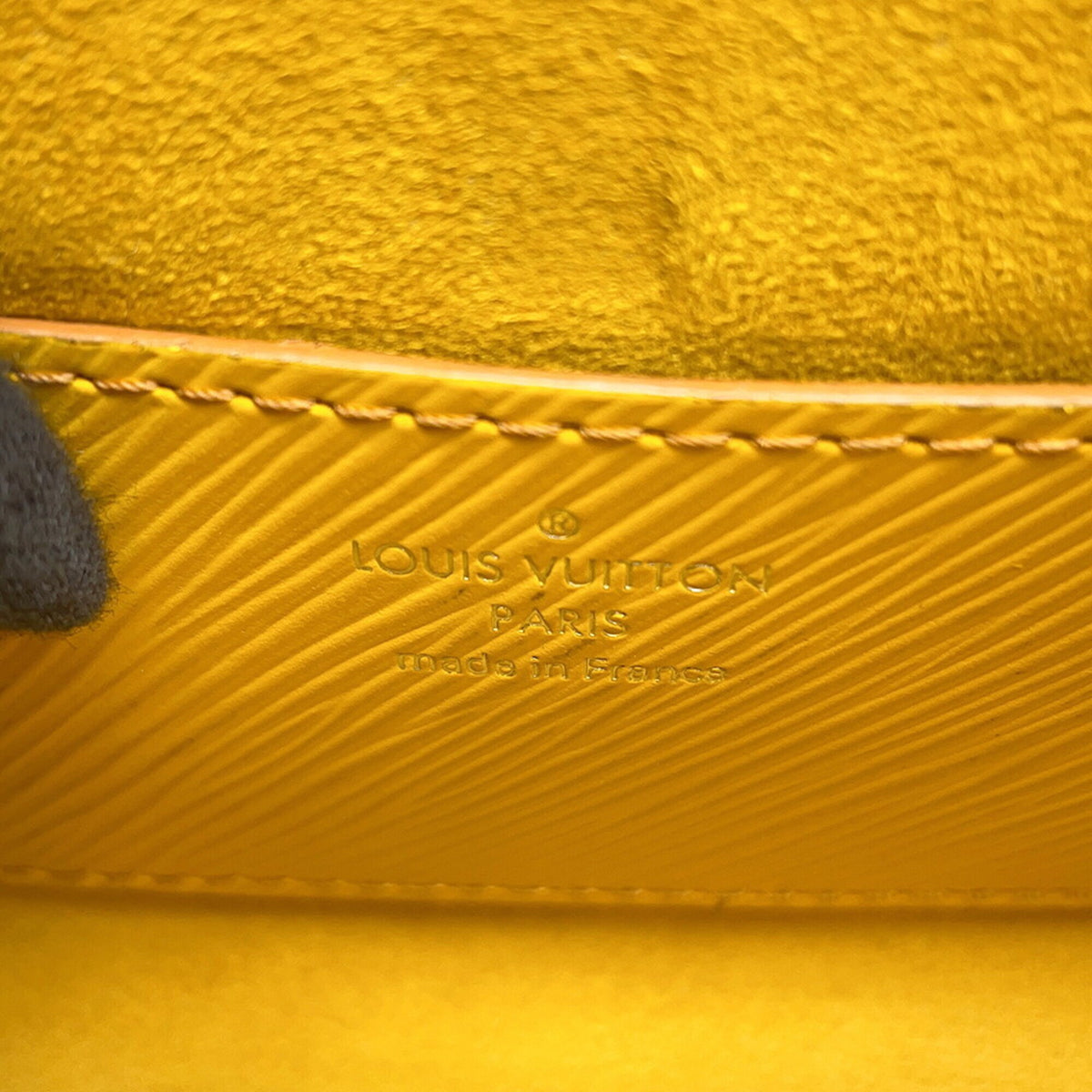 Louis Vuitton Yellow Epi Leather Handbag Shoulder Bag (Pre-Owned)