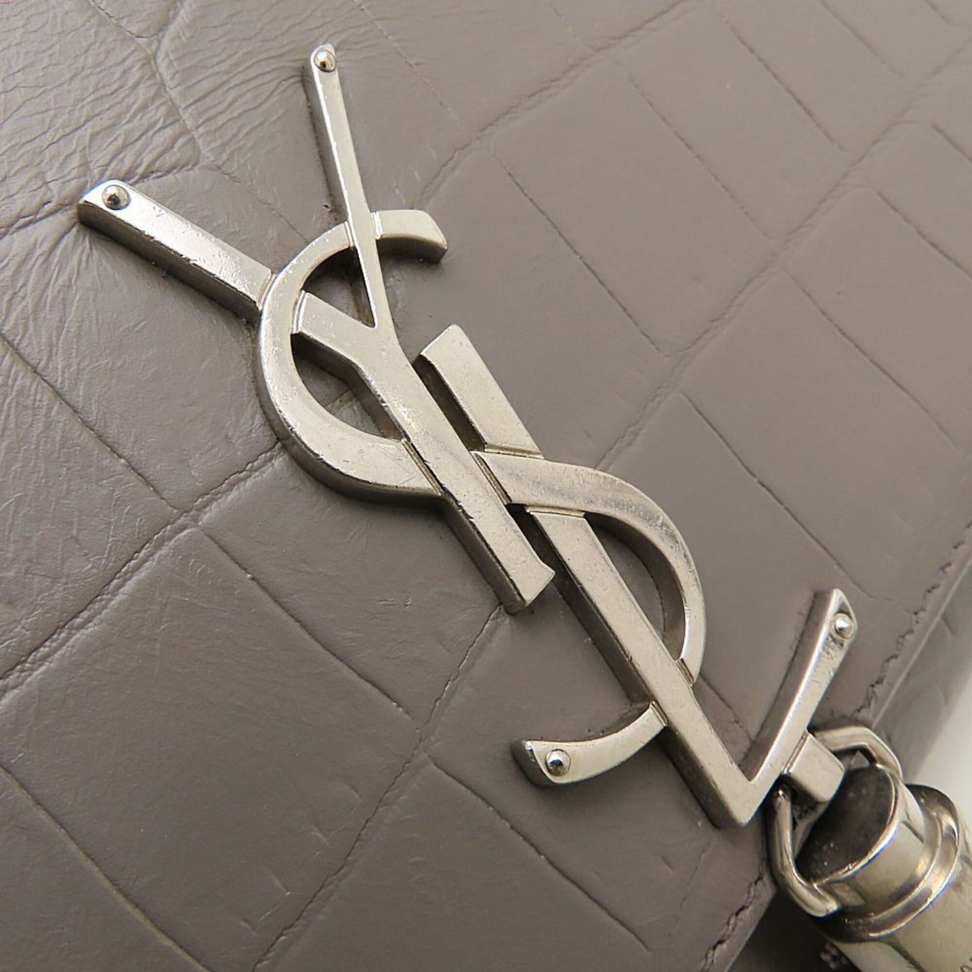 Yves Saint Laurent Gray Leather Shoulder Bag (Pre-Owned)