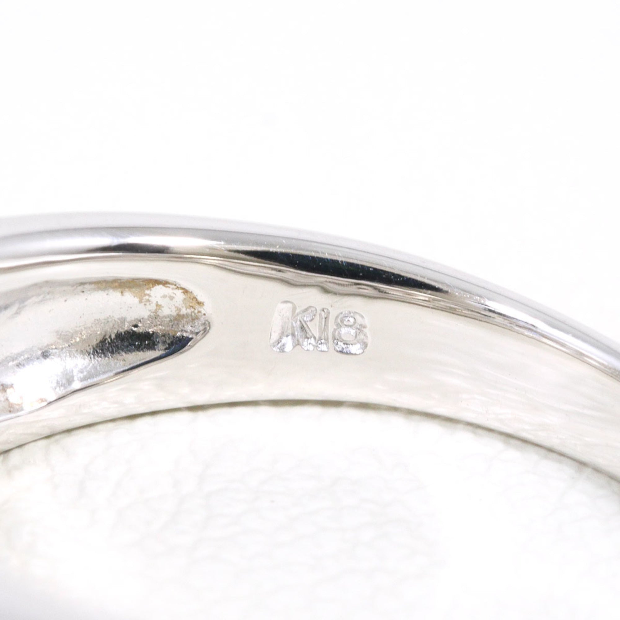 Unbranded White Gold White Gold (18K) Band Ring (Pre-Owned)