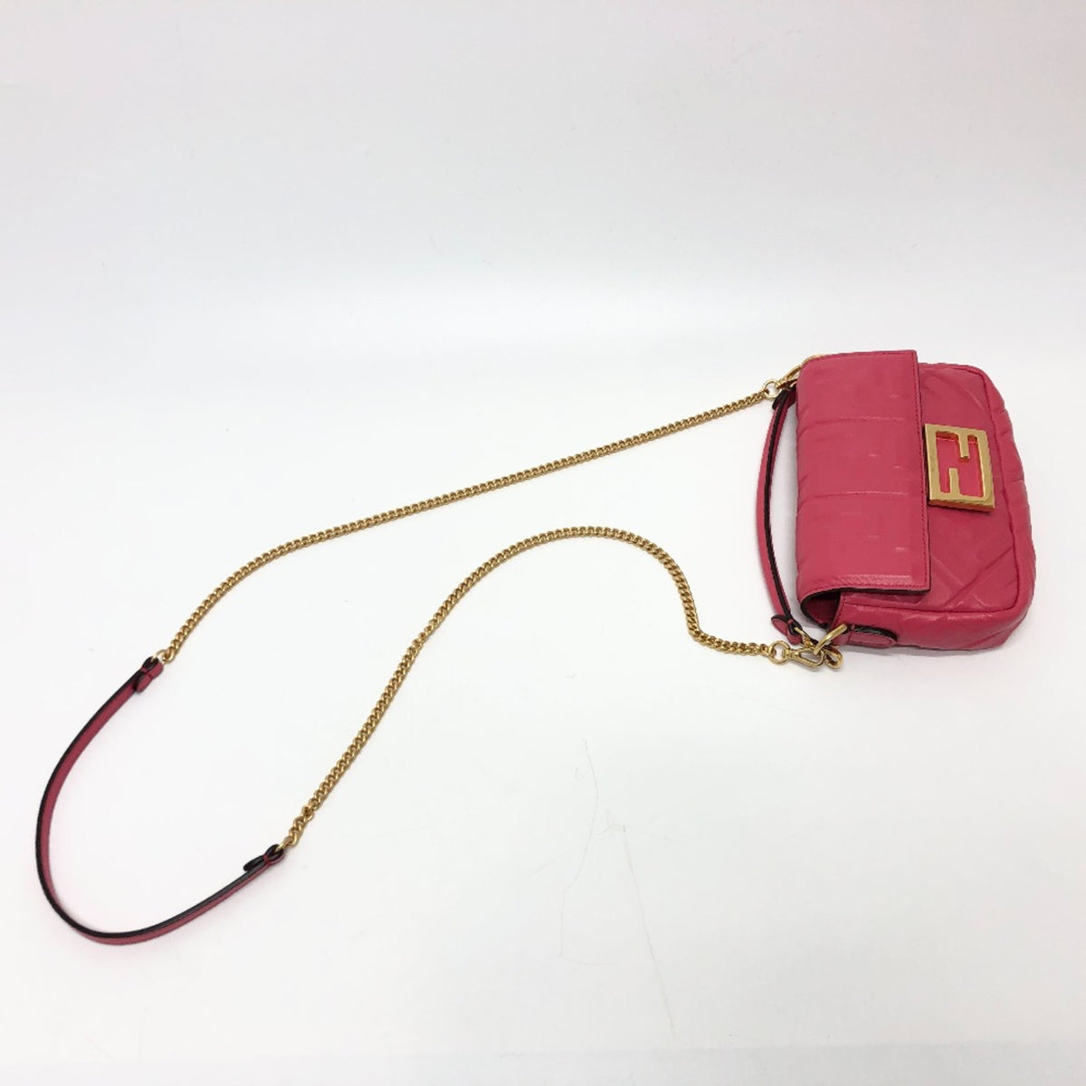 Fendi Pink Leather Shoulder Bag (Pre-Owned)