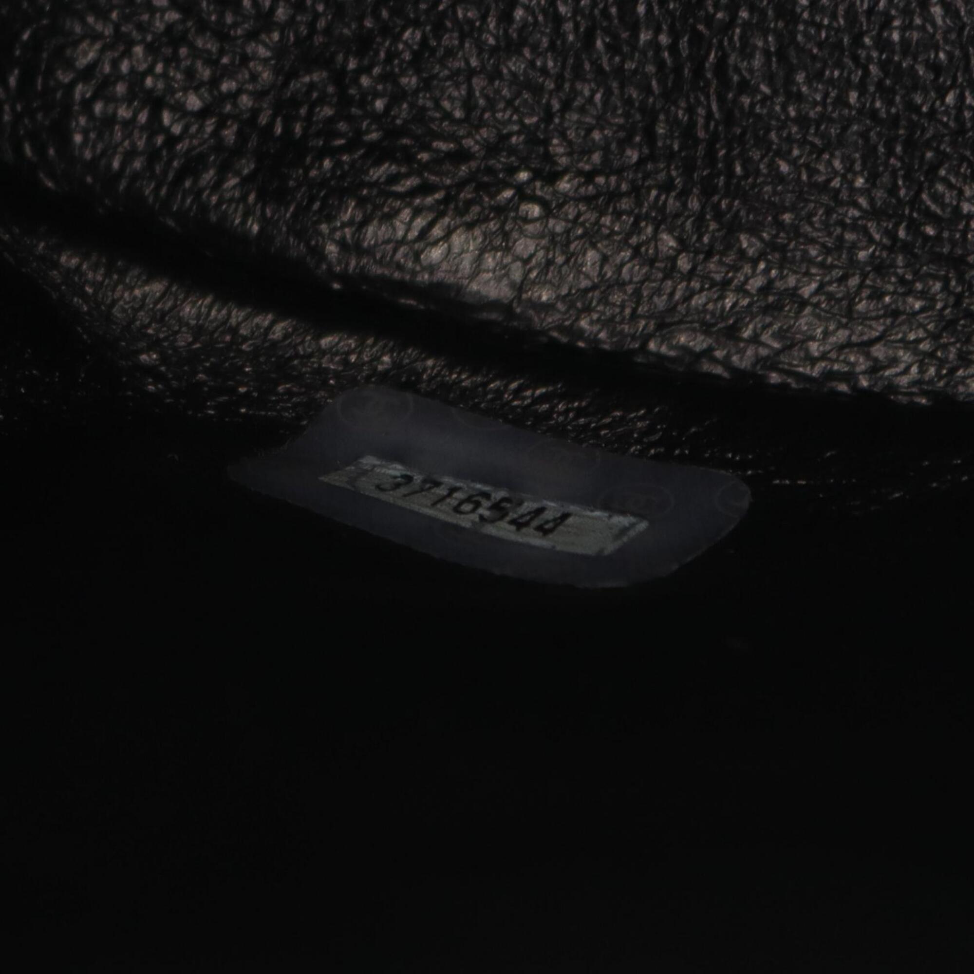 Chanel Black Leather Backpack Handbag (Pre-Owned)