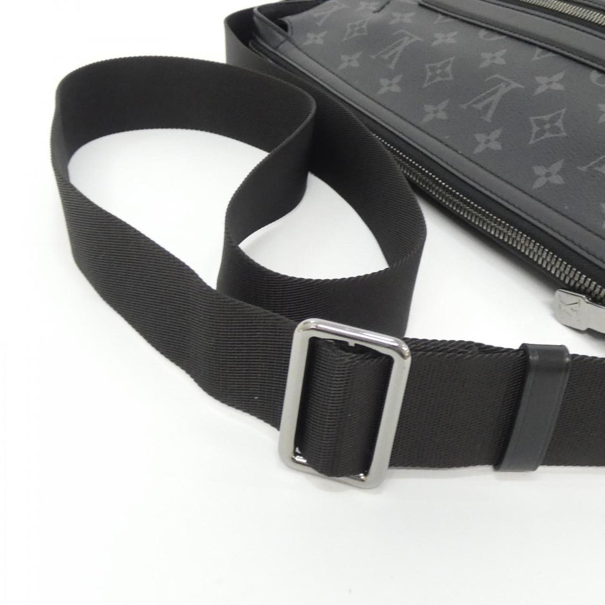 Louis Vuitton Monogram Eclipse Black Coated Canvas Shoulder Bag (Pre-Owned)