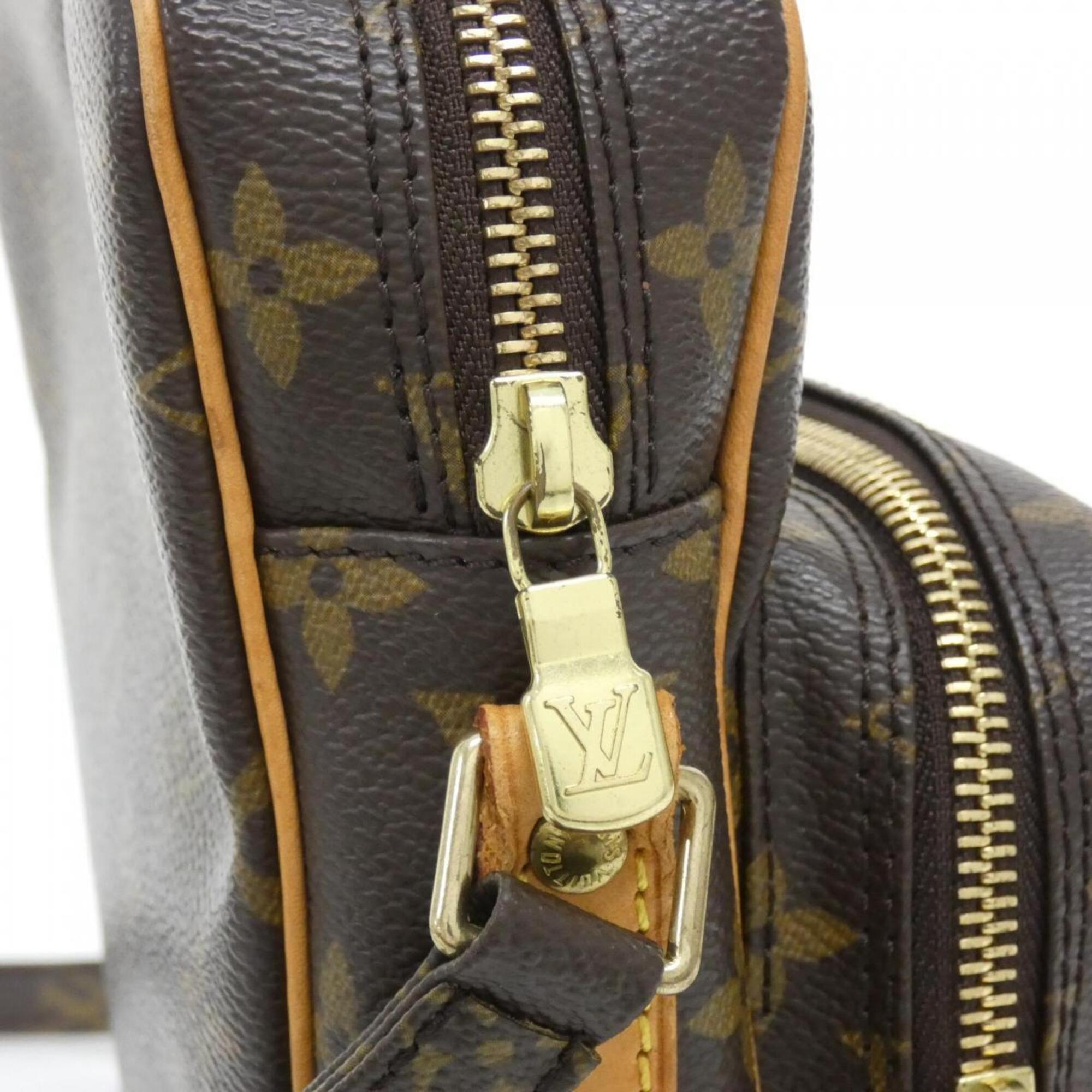 Louis Vuitton Marron Monogram Monogram Shoulder Bag (Pre-Owned)