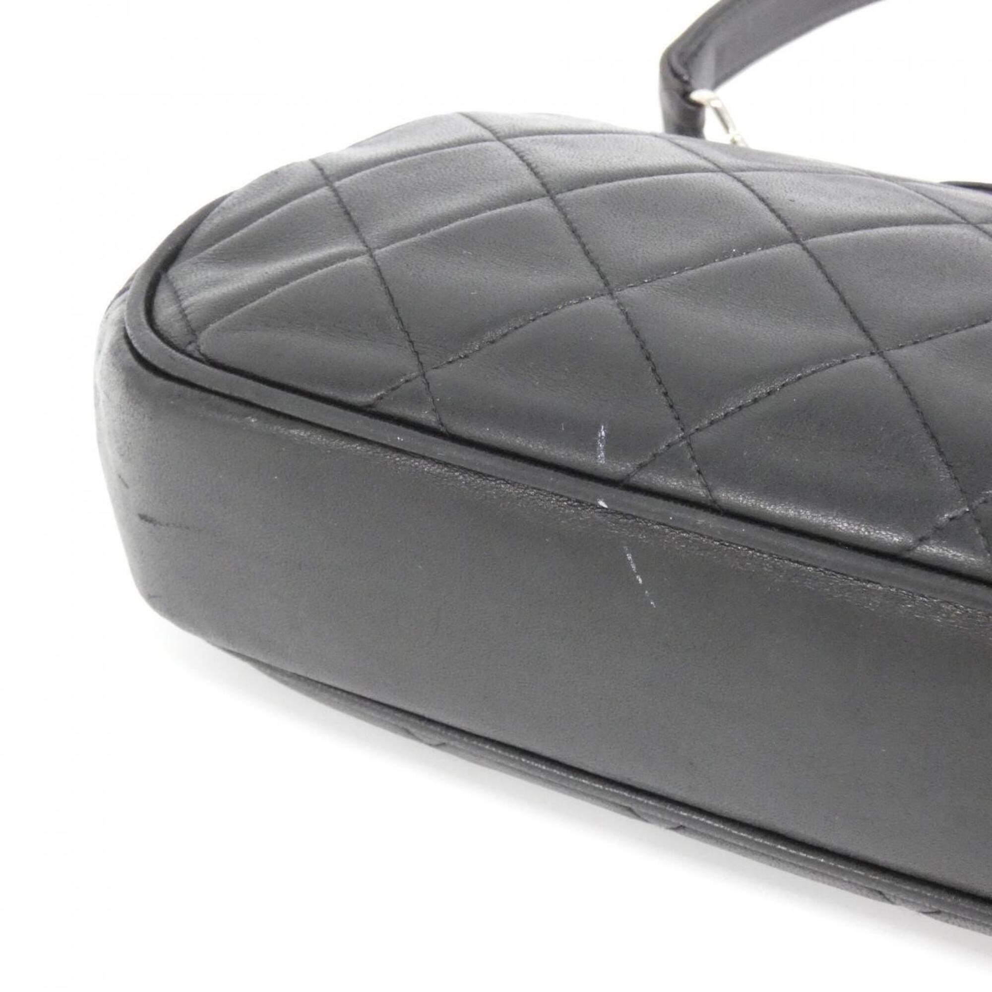 Chanel Black Leather Handbag (Pre-Owned)