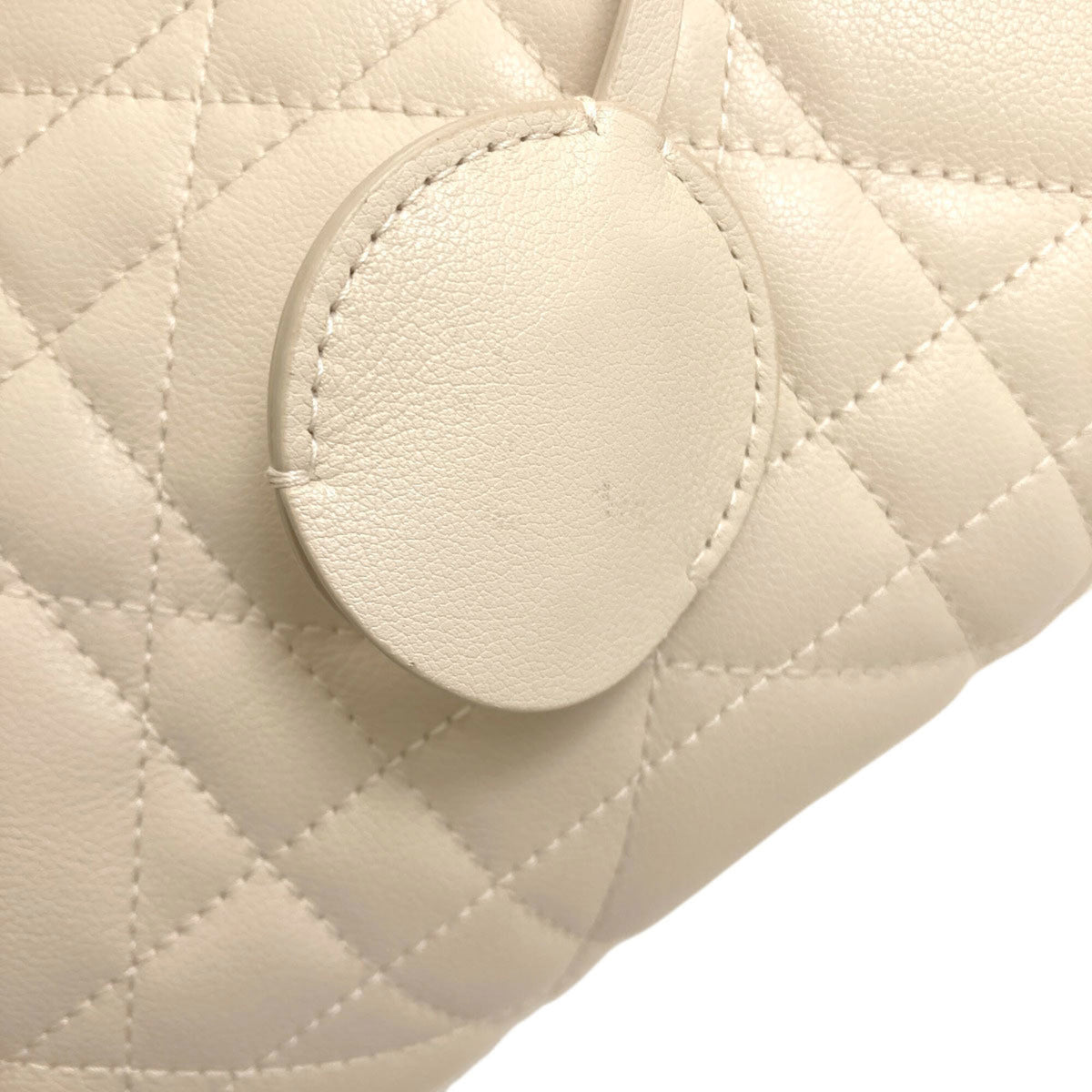 Christian Dior Cream Leather Handbag (Pre-Owned)