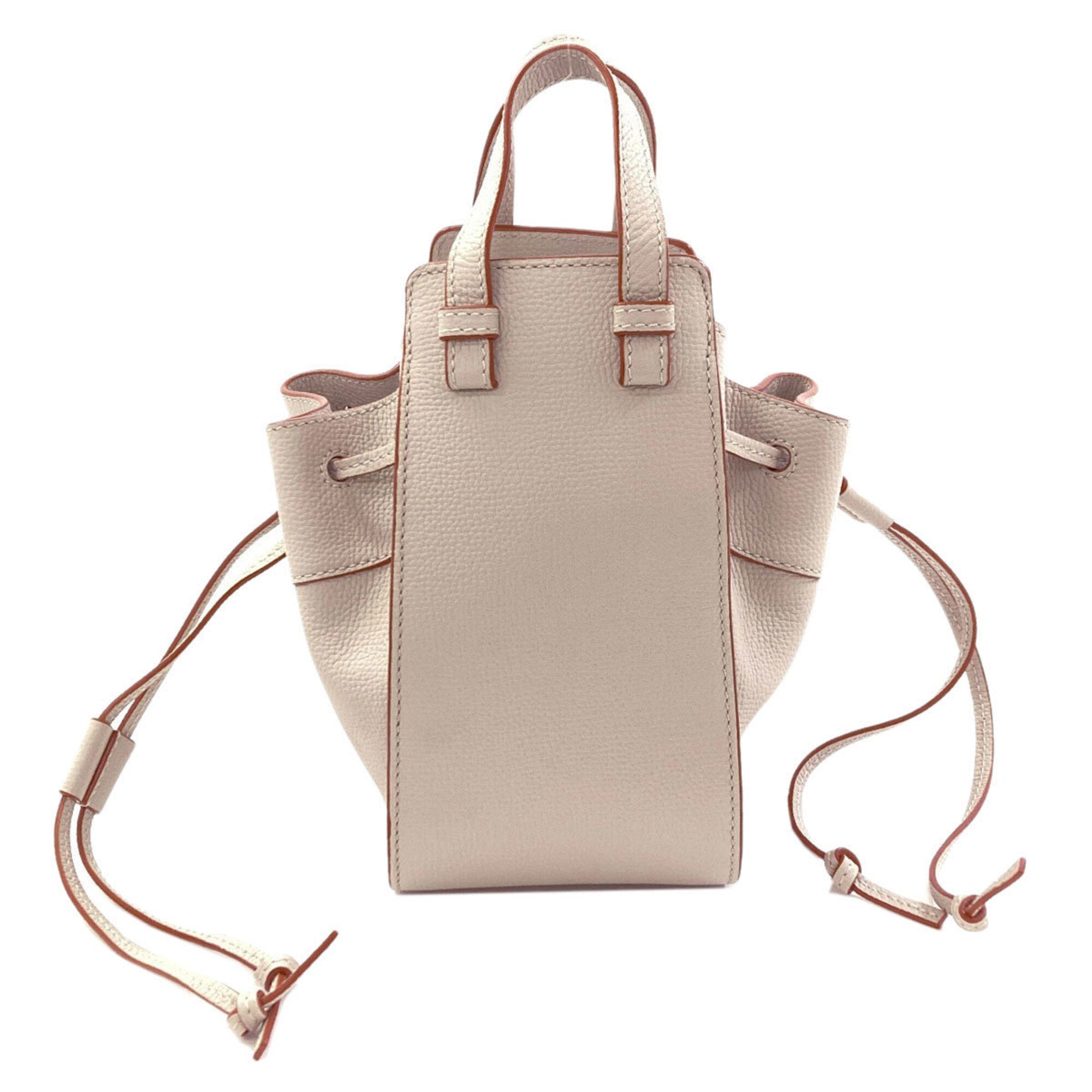 Loewe Beige Leather Handbag (Pre-Owned)