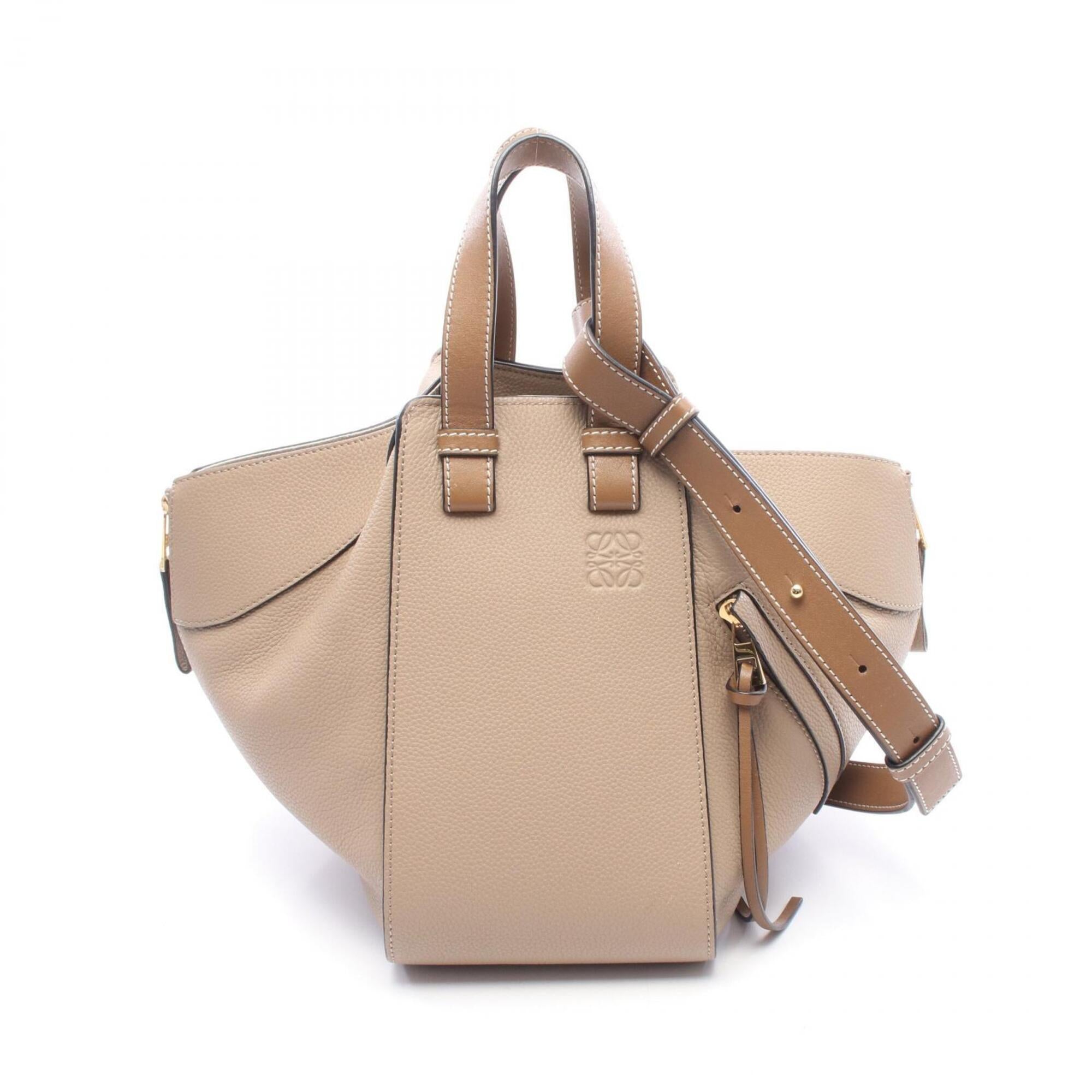 Loewe Beige Leather Handbag (Pre-Owned)
