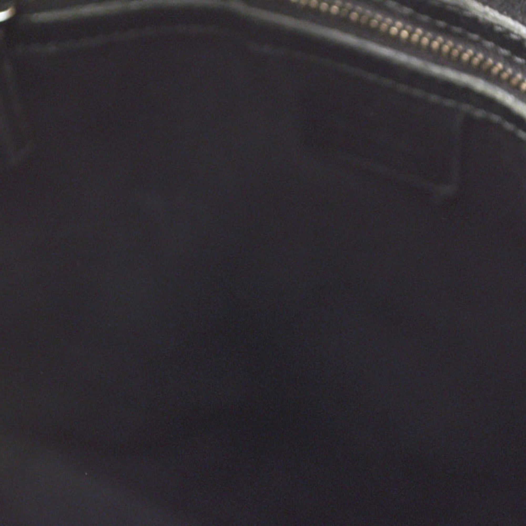 Gucci Black Gg Canvas Shoulder Bag (Pre-Owned)