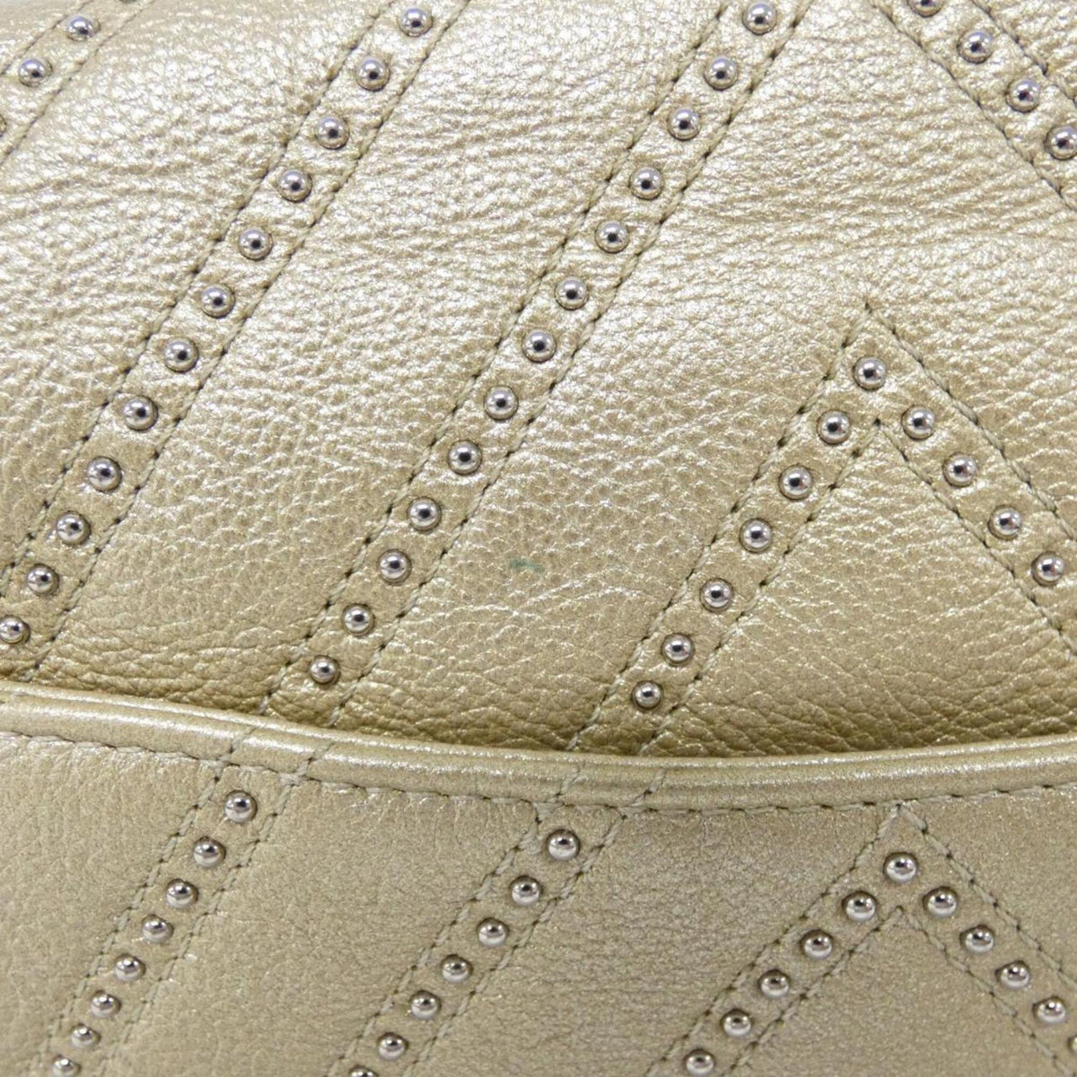 Chanel Gold Leather Shoulder Bag (Pre-Owned)