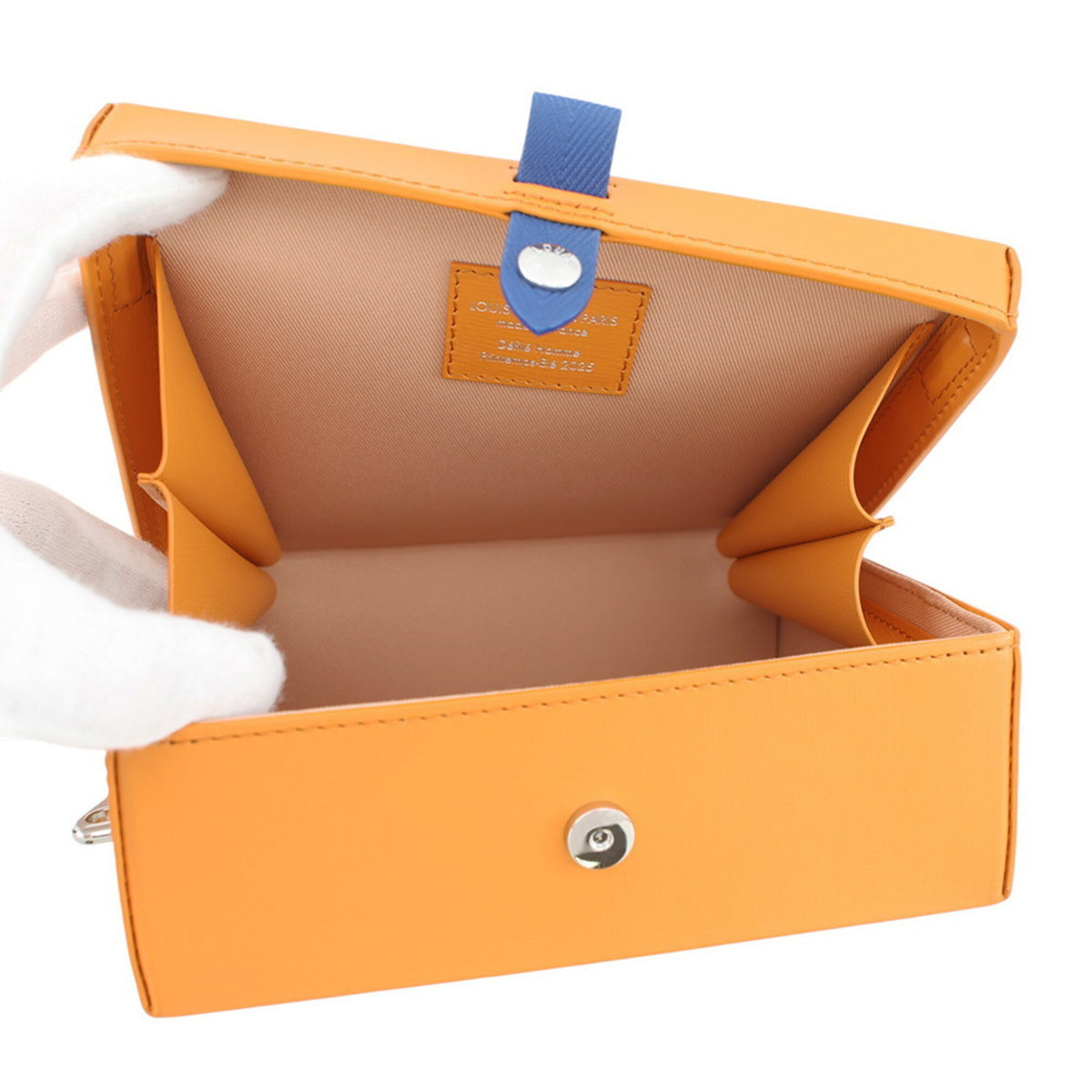 Louis Vuitton Saffron Leather Clutch Bag Handbag Shoulder Bag (Pre-Owned)