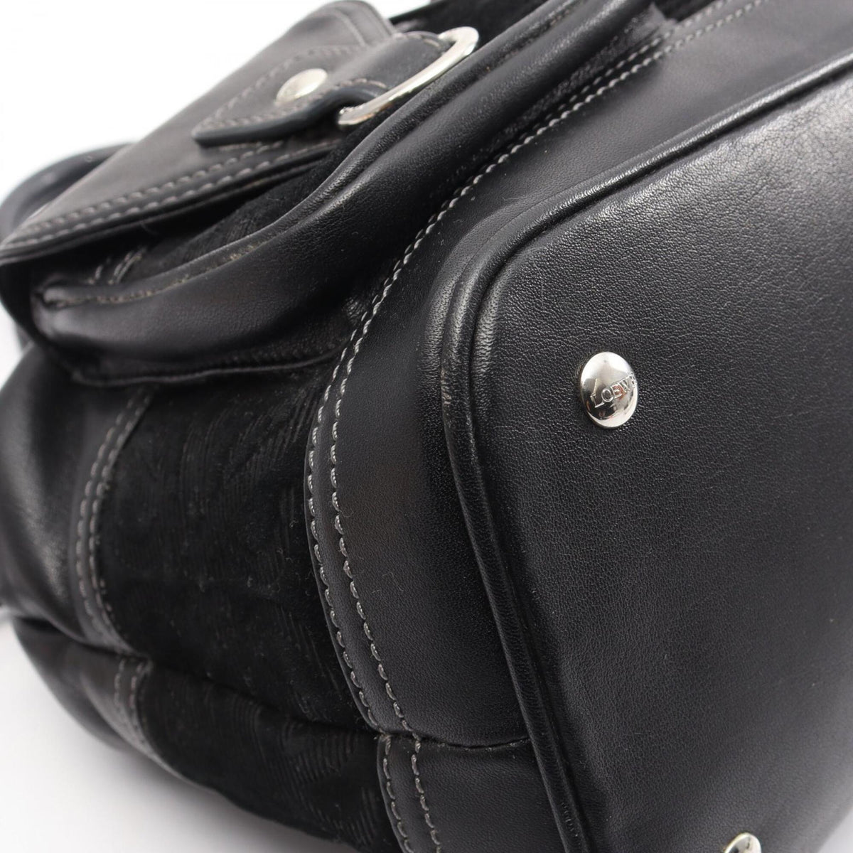 Loewe Black Suede Leather Handbag (Pre-Owned)