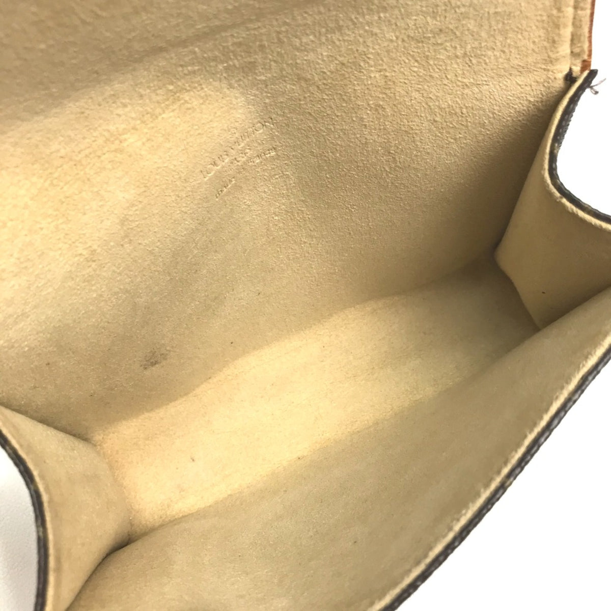 Louis Vuitton Brown Other Other (Pre-Owned)