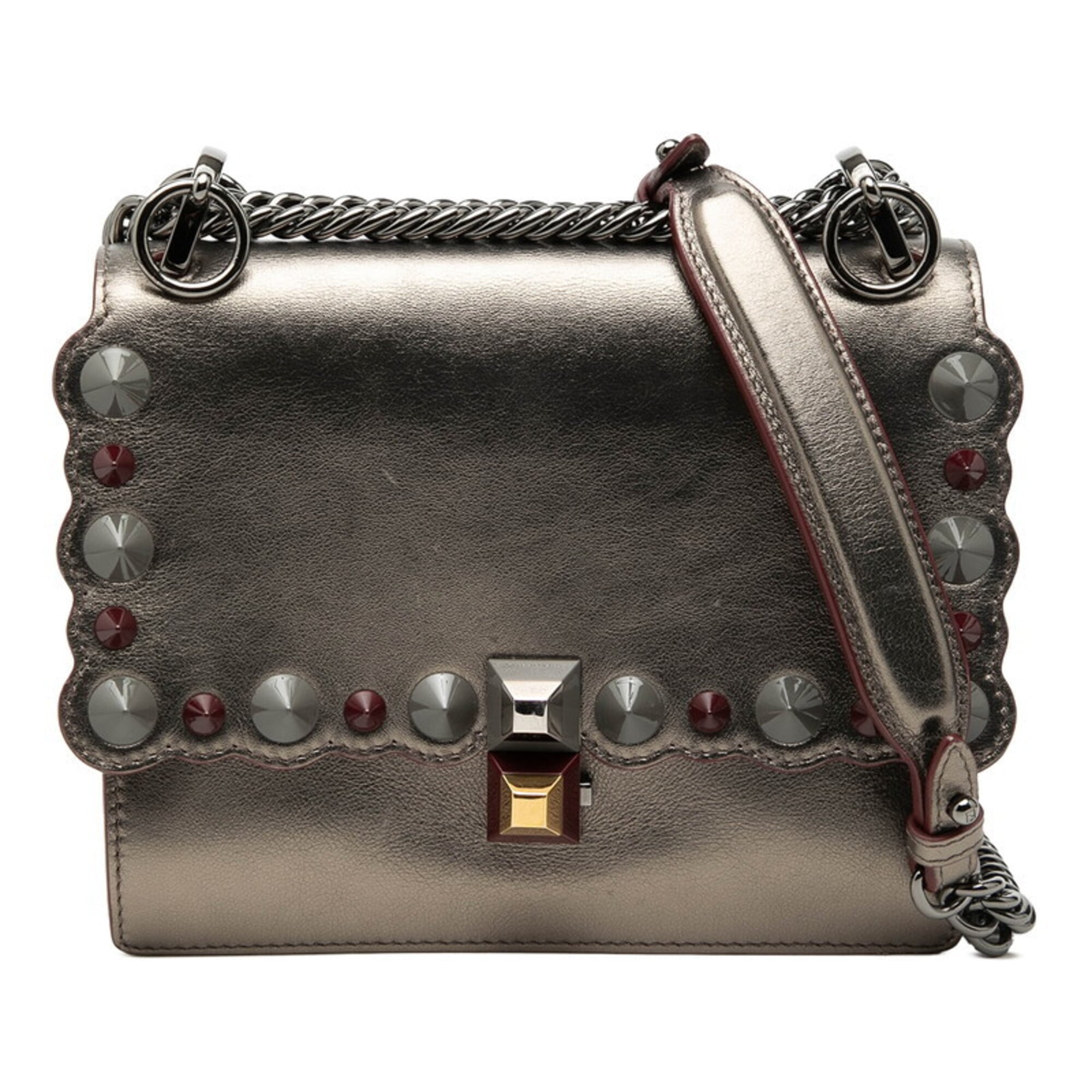 Fendi Silver Leather Shoulder Bag (Pre-Owned)
