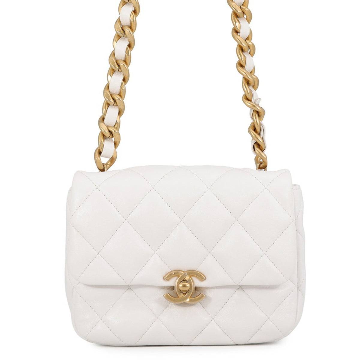 Chanel Matelasse White Leather Handbag Shoulder Bag (Pre-Owned)
