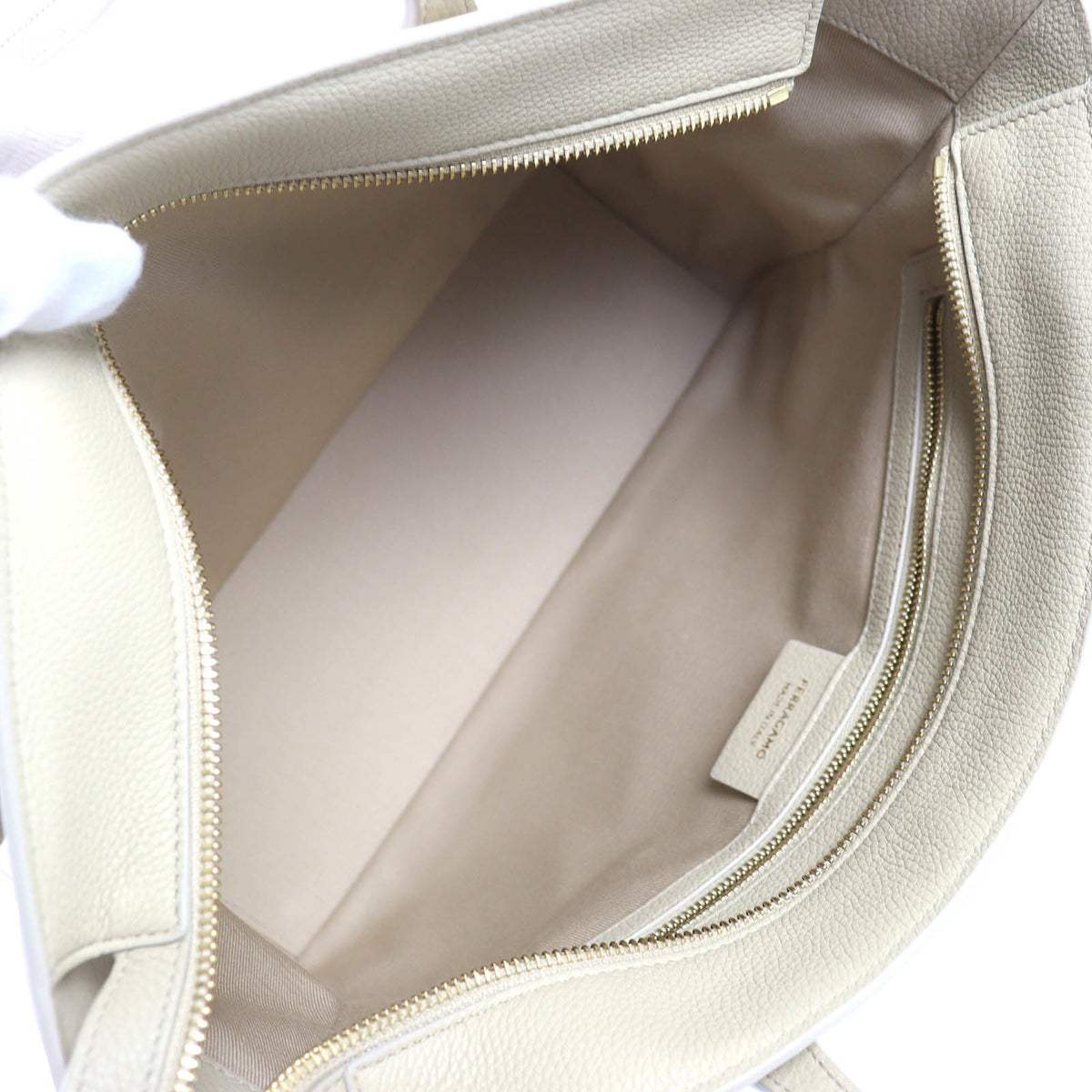 Salvatore Ferragamo Light Beige Leather Tote Bag (Pre-Owned)