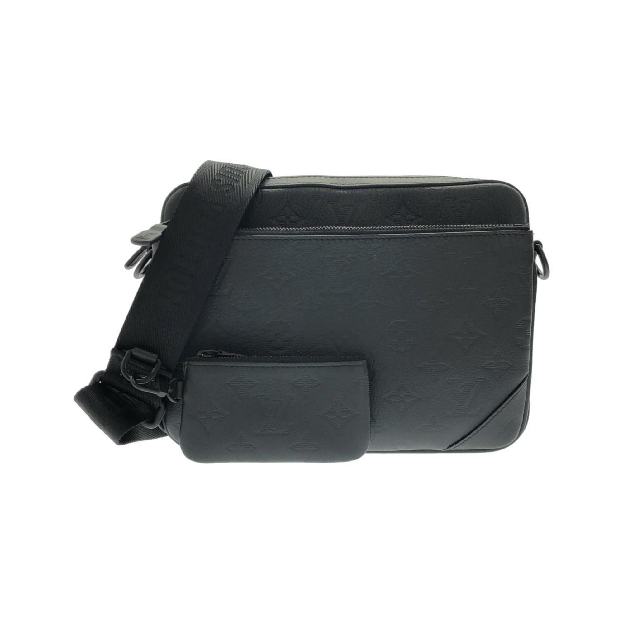 Louis Vuitton Black Leather Pouch Shoulder Bag (Pre-Owned)