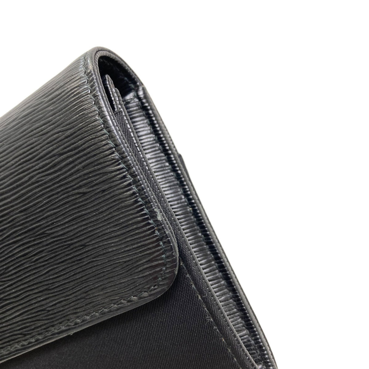 Prada Black Nylon Leather Long Wallet (Bi-Fold) (Pre-Owned)