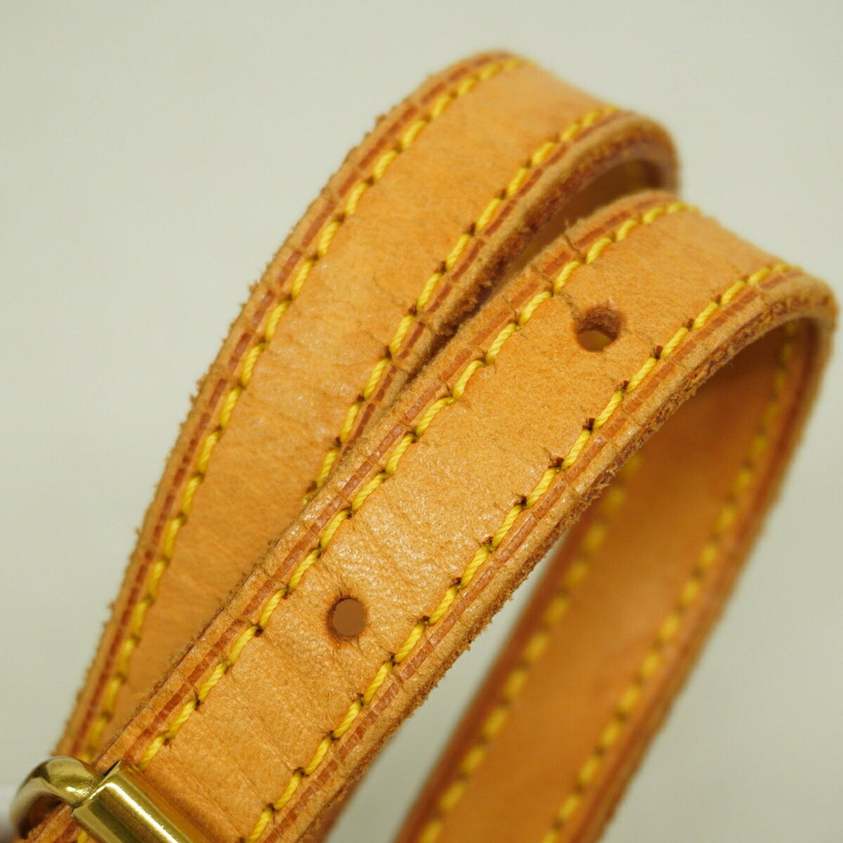 Louis Vuitton Brown Shoulder Bag (Pre-Owned)