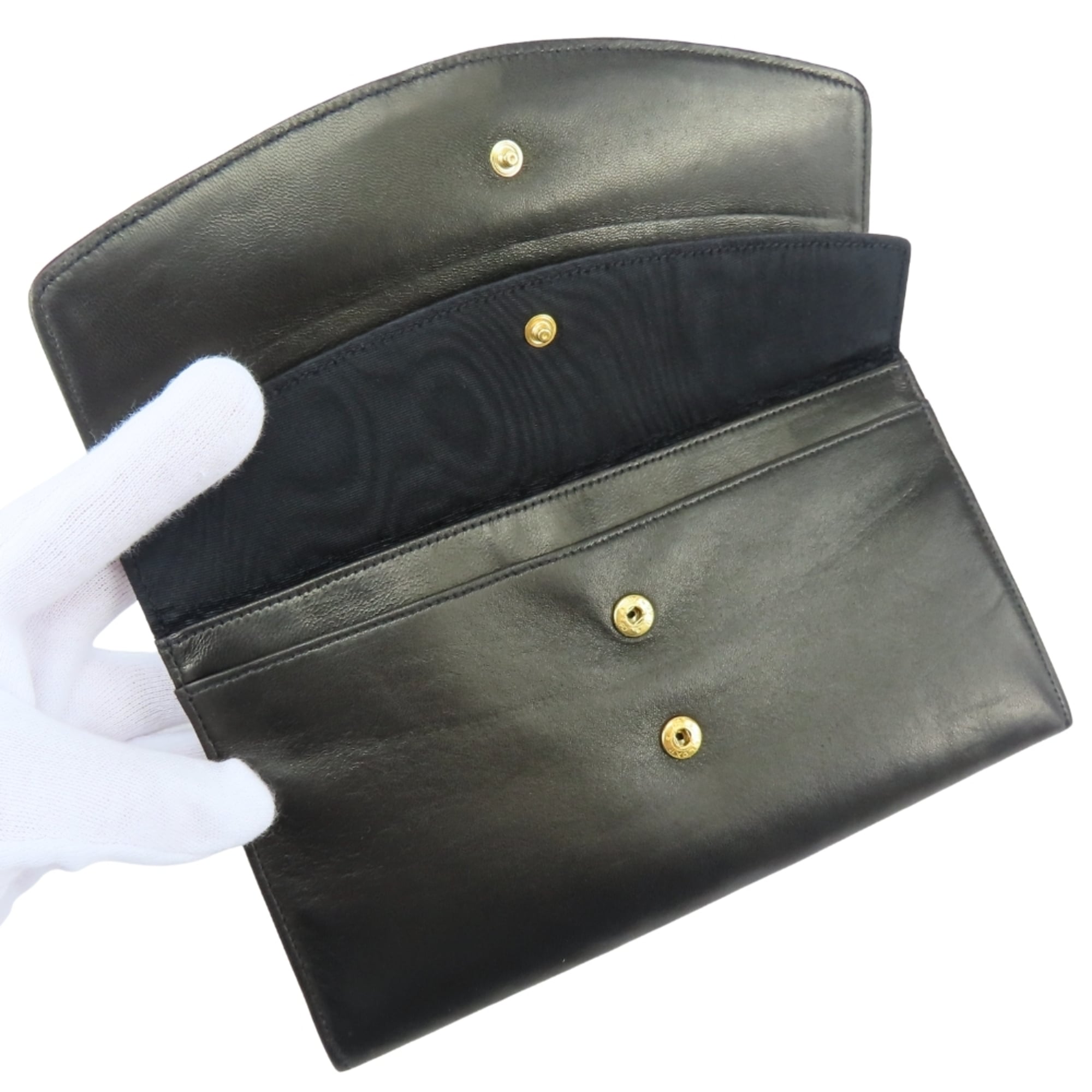 Chanel Black Leather Wallet (Bi-Fold) (Pre-Owned)