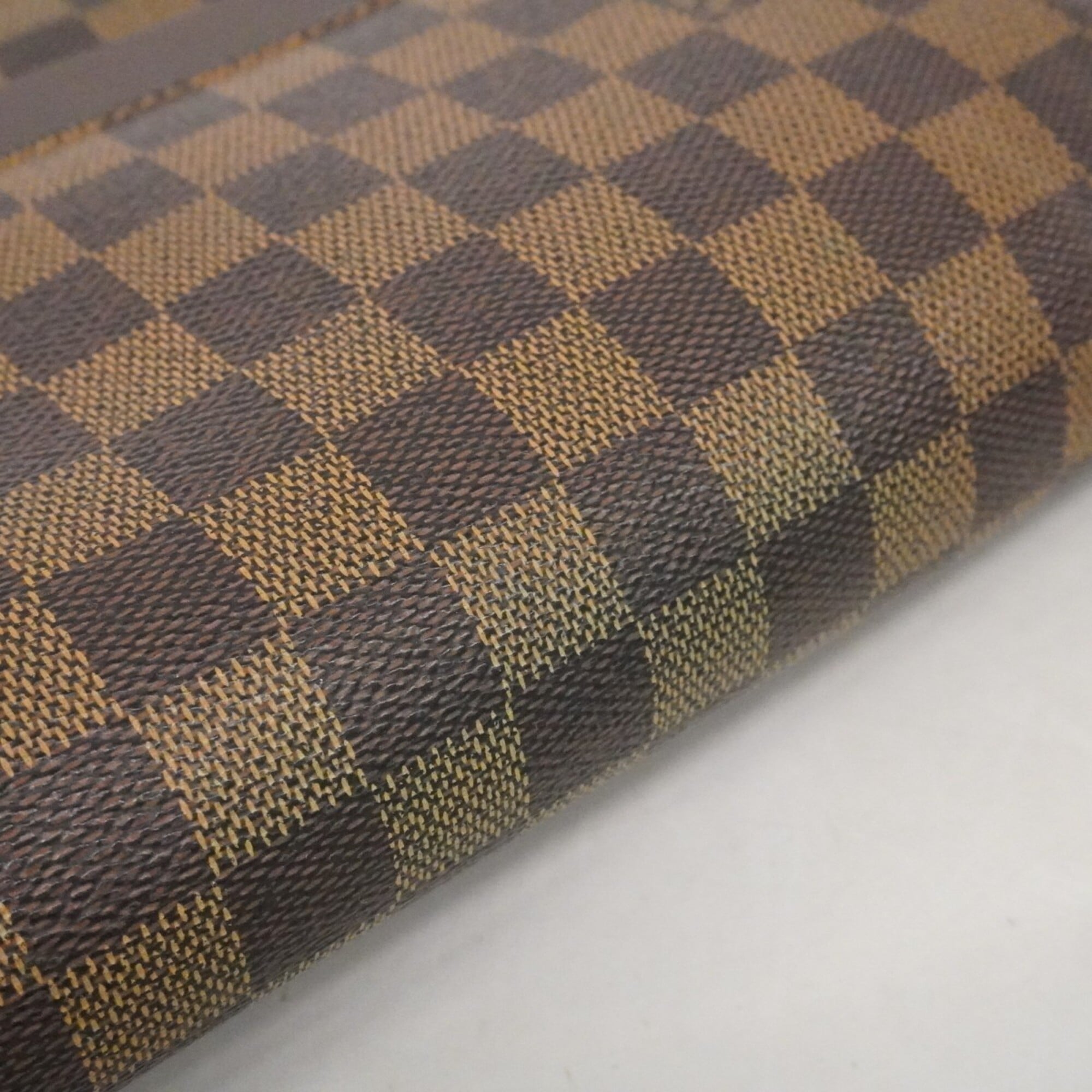 Louis Vuitton Ebene Clutch Bag (Pre-Owned)