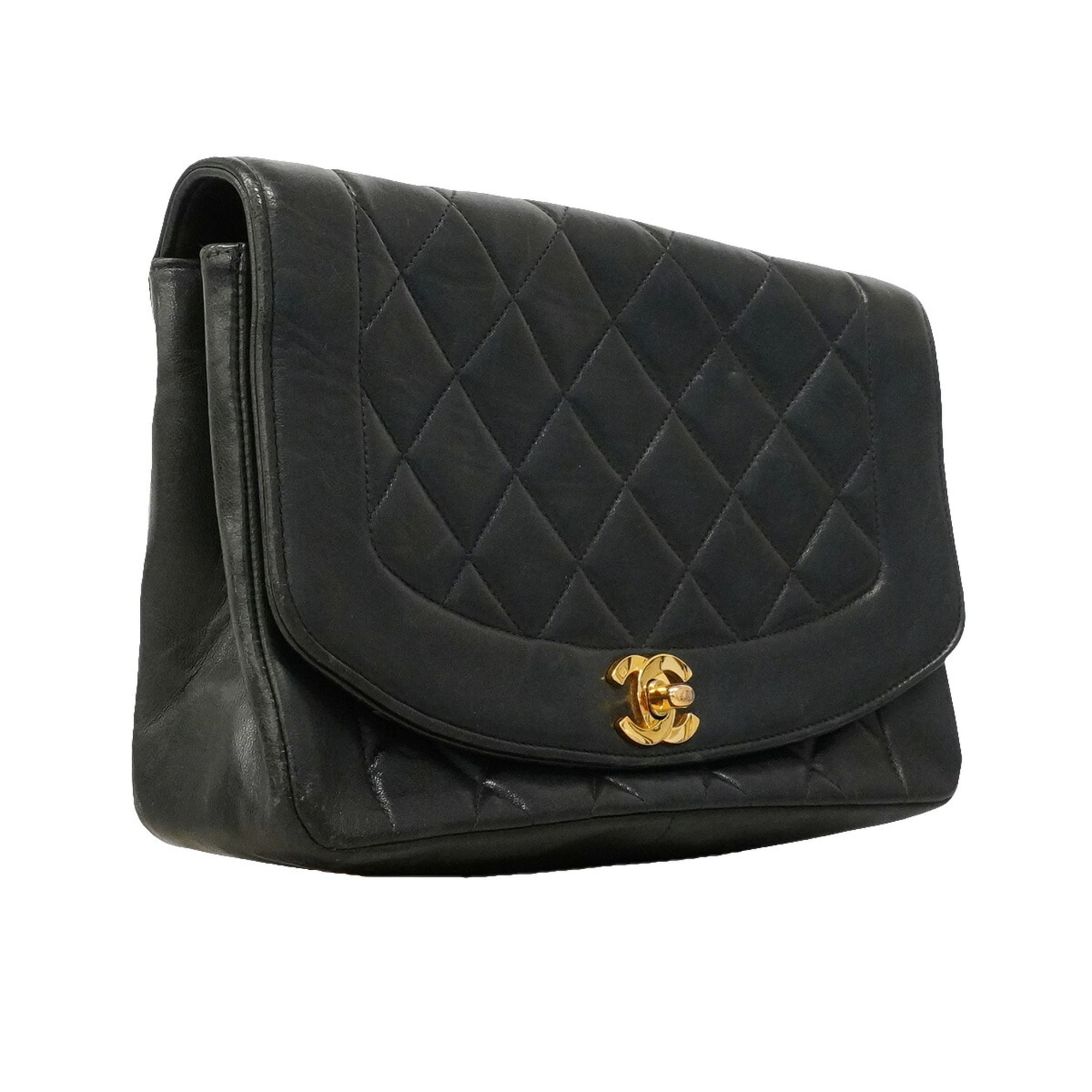 Chanel Black Leather Shoulder Bag (Pre-Owned)
