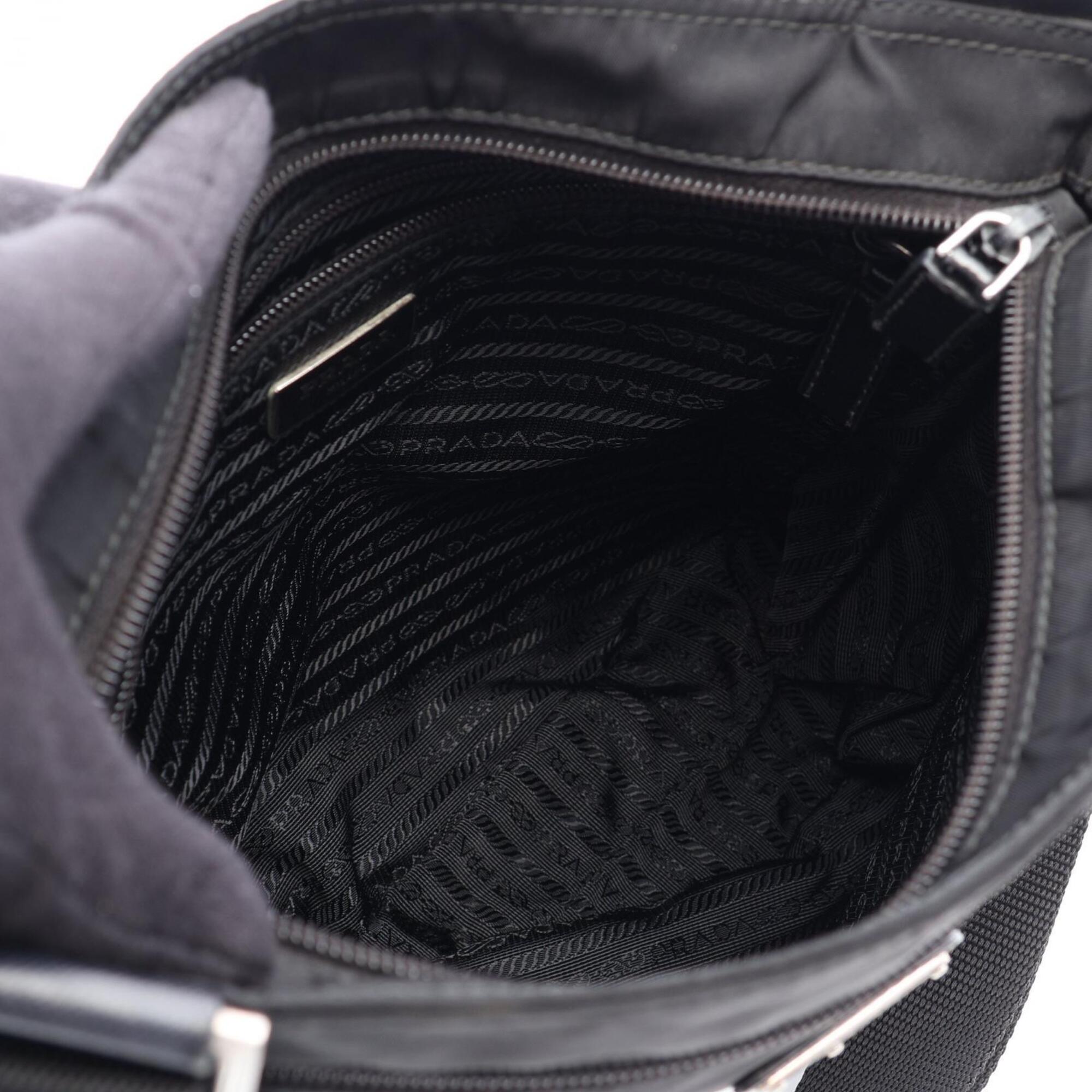 Prada Black Nylon Leather Shoulder Bag (Pre-Owned)