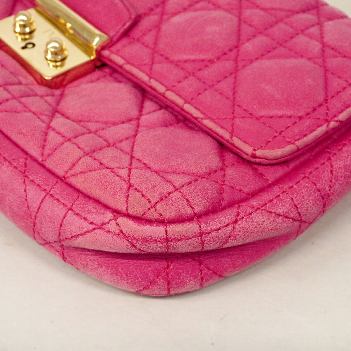 Christian Dior Pink Leather Shoulder Bag (Pre-Owned)