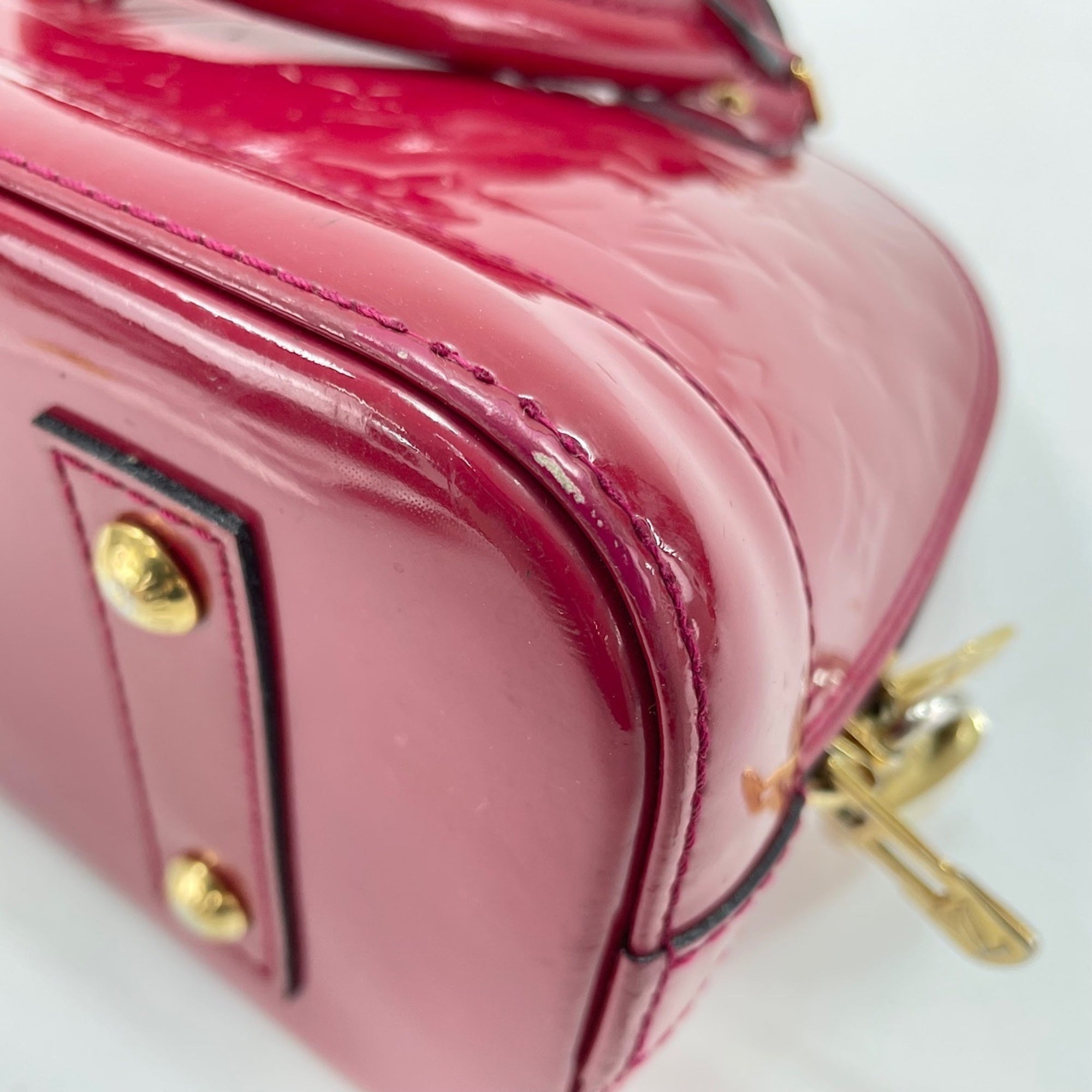 Louis Vuitton Red Color Handbag (Pre-Owned)