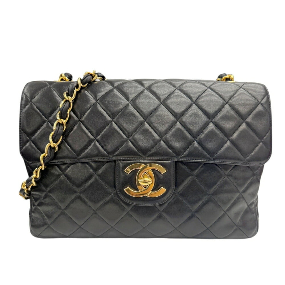 Chanel Black Leather Shoulder Bag (Pre-Owned)