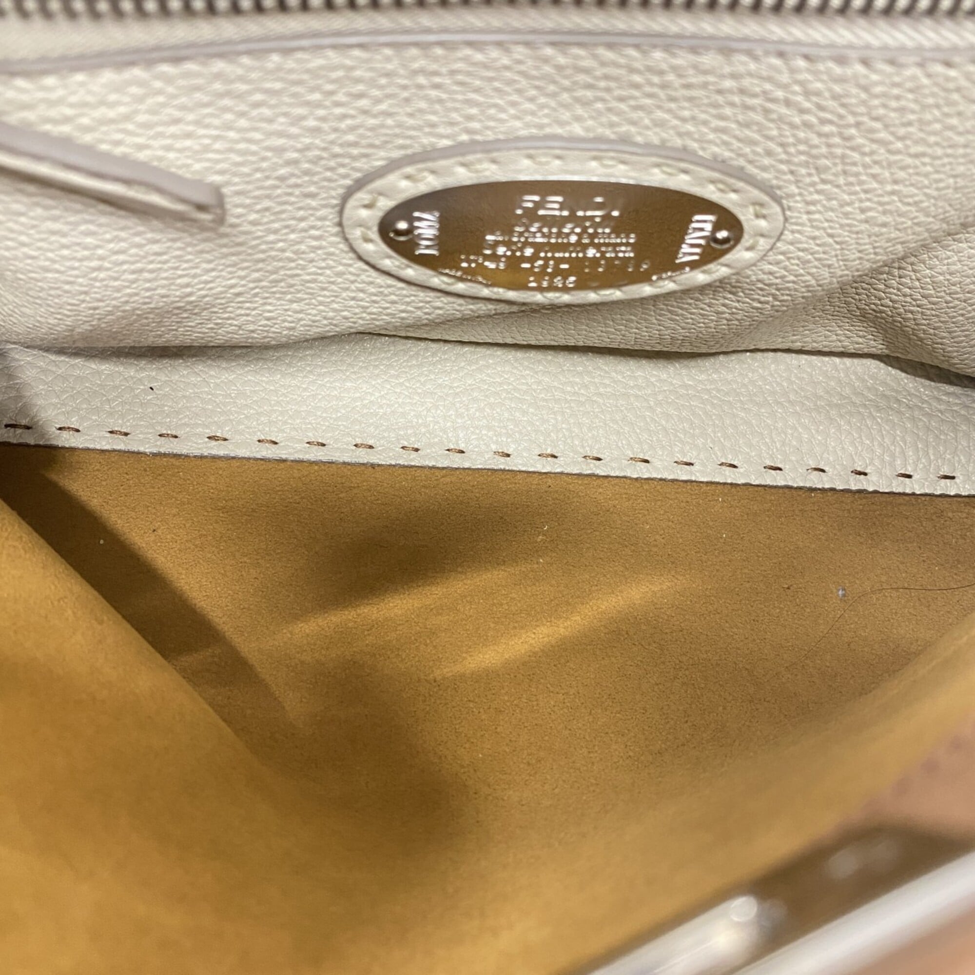 Fendi Brown Leather Handbag (Pre-Owned)