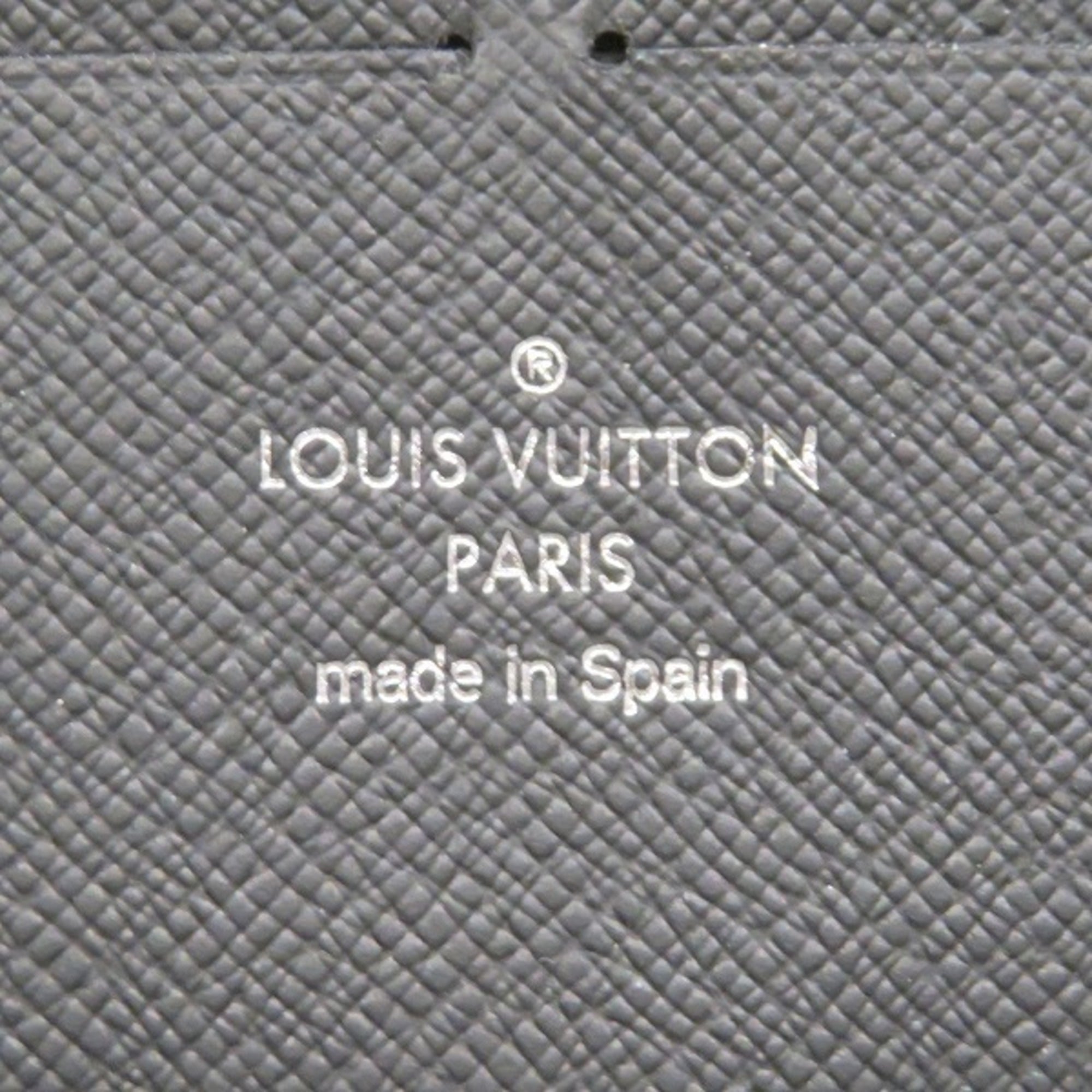 Louis Vuitton Black Long Wallet (Bi-Fold) (Pre-Owned)