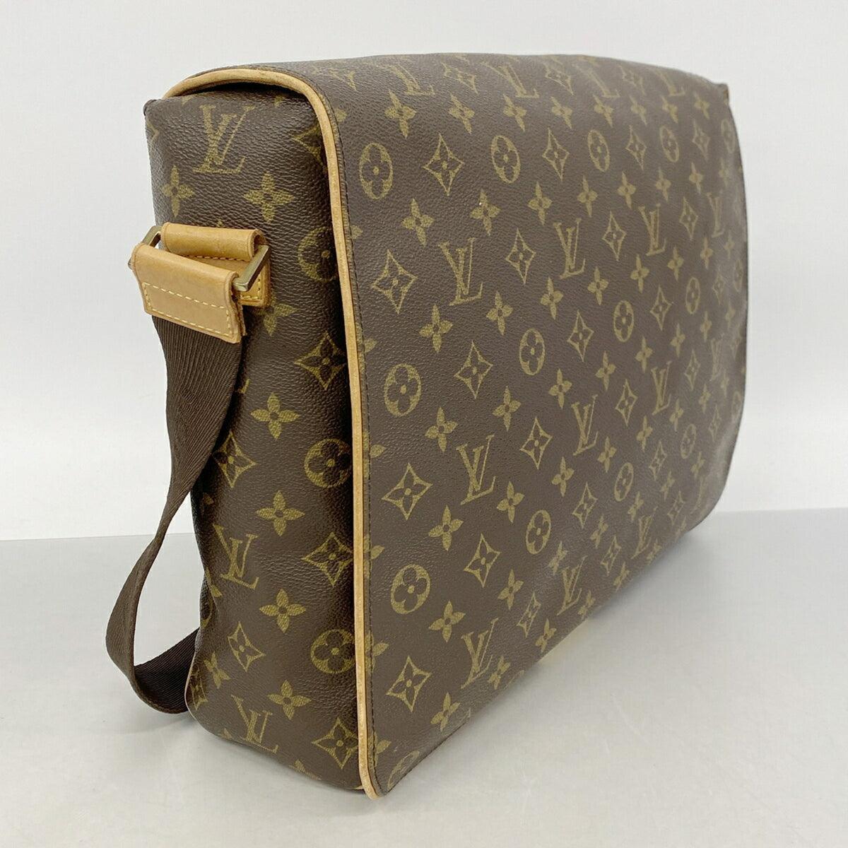 Louis Vuitton Brown Shoulder Bag (Pre-Owned)