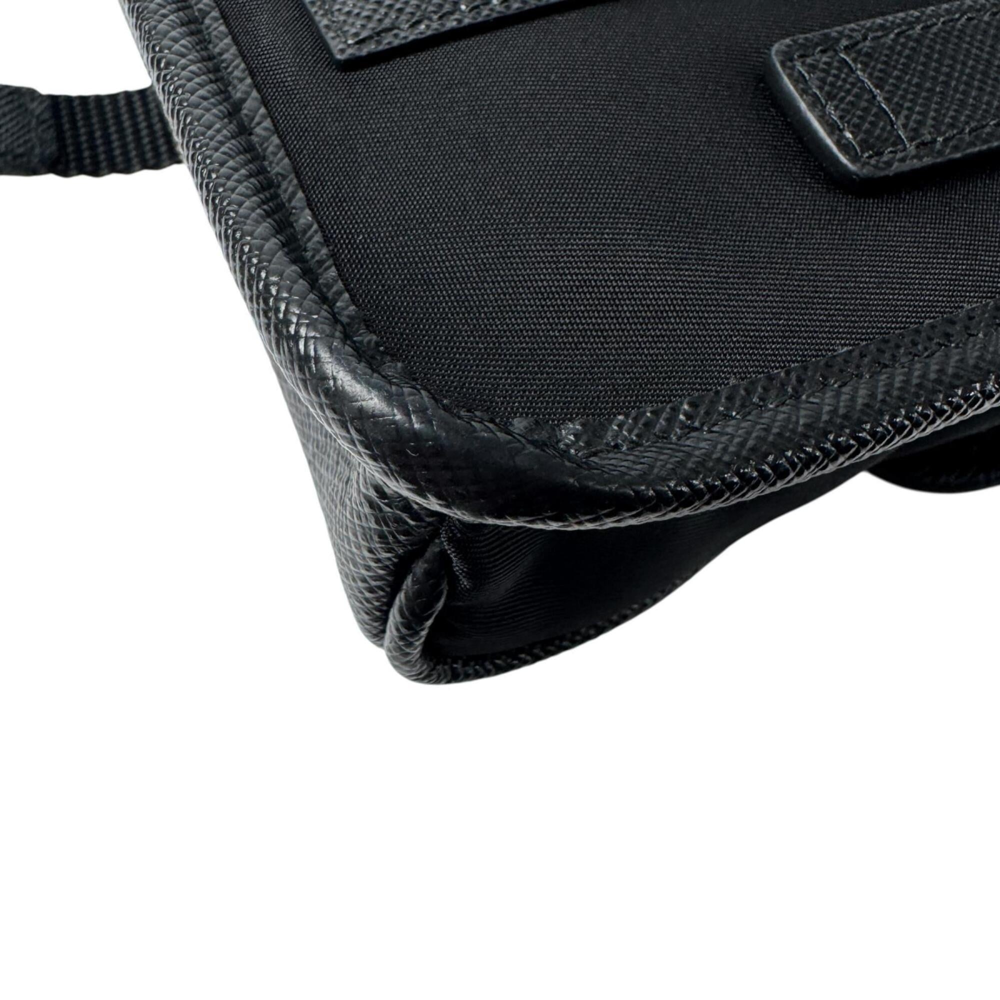 Prada Black Leather Shoulder Bag (Pre-Owned)