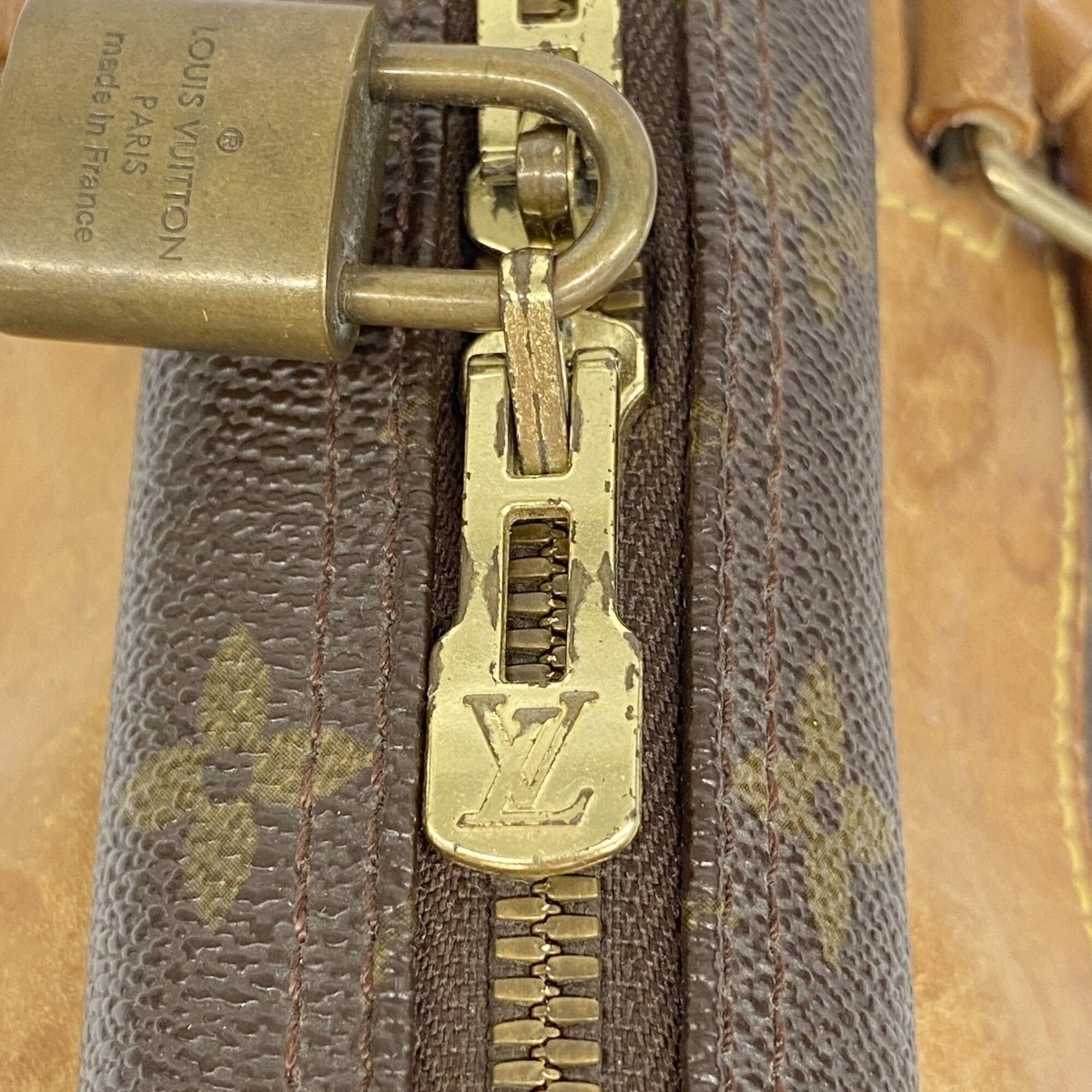 Louis Vuitton Brown Handbag (Pre-Owned)