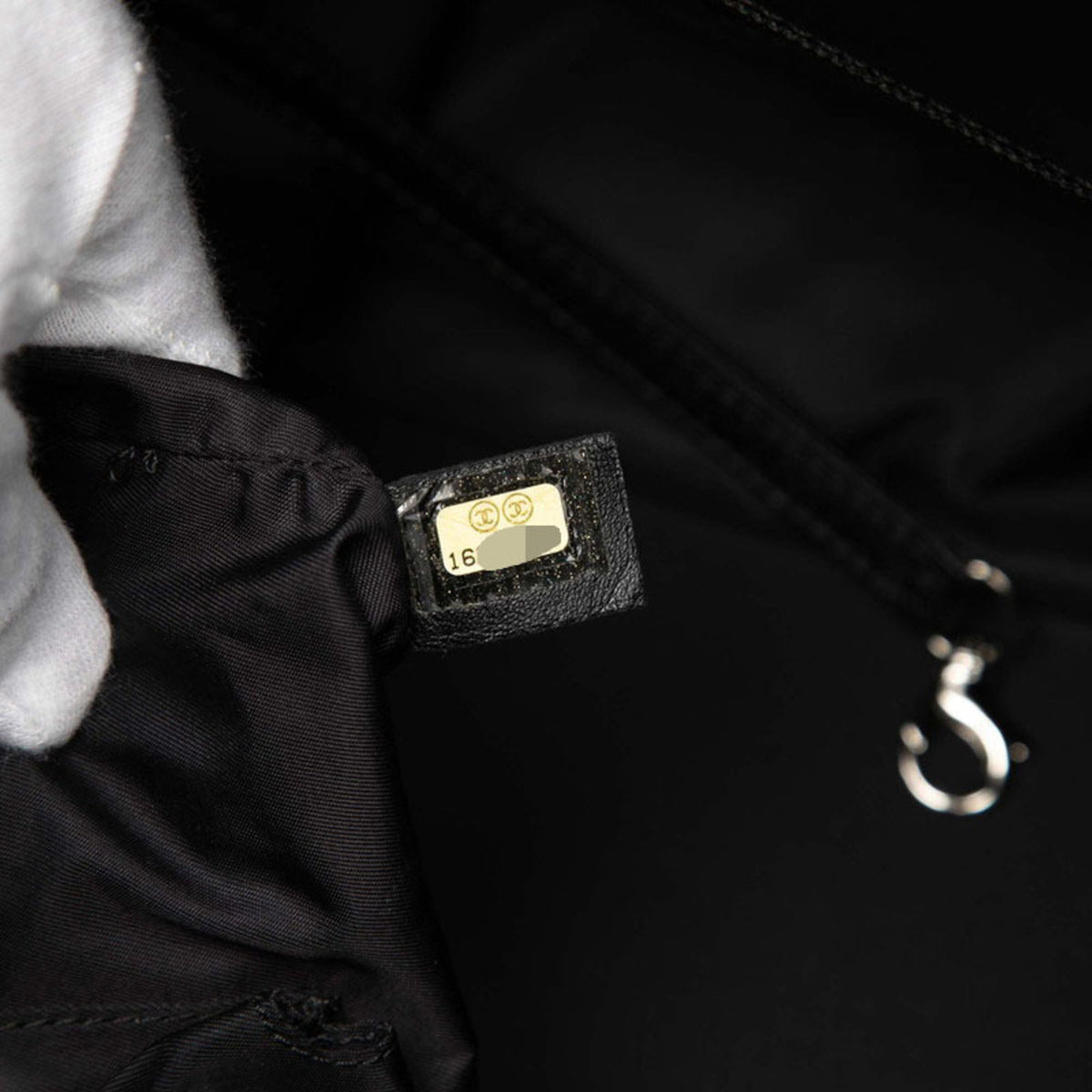 Chanel Black Coated Canvas Leather Tote Bag (Pre-Owned)
