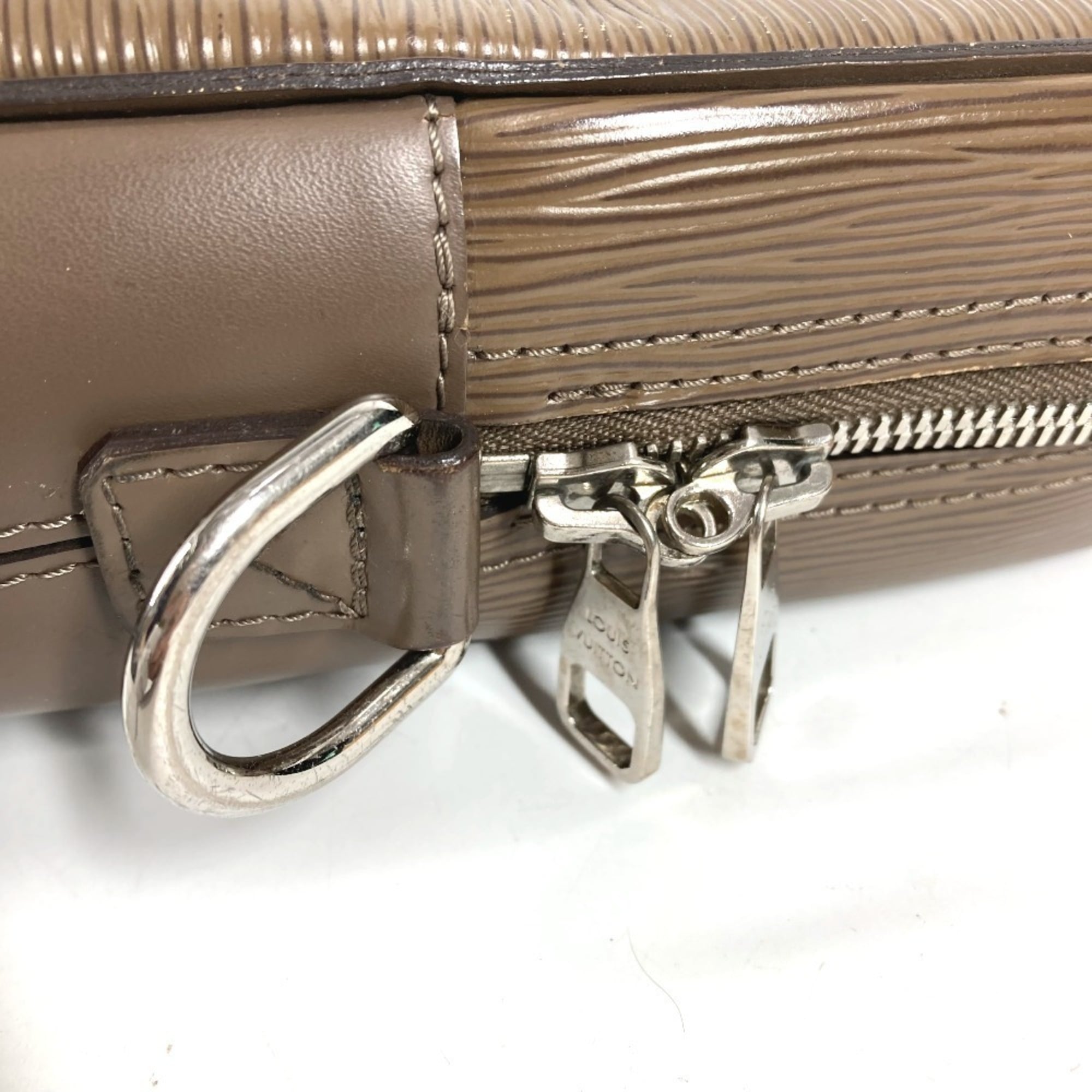 Louis Vuitton Epi Beige Brown Epi Leather Briefcase (Pre-Owned)