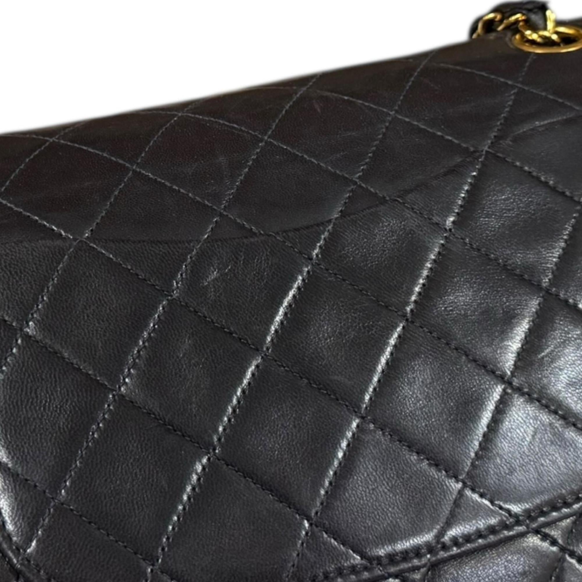 Chanel Matelasse Black Leather Shoulder Bag (Pre-Owned)