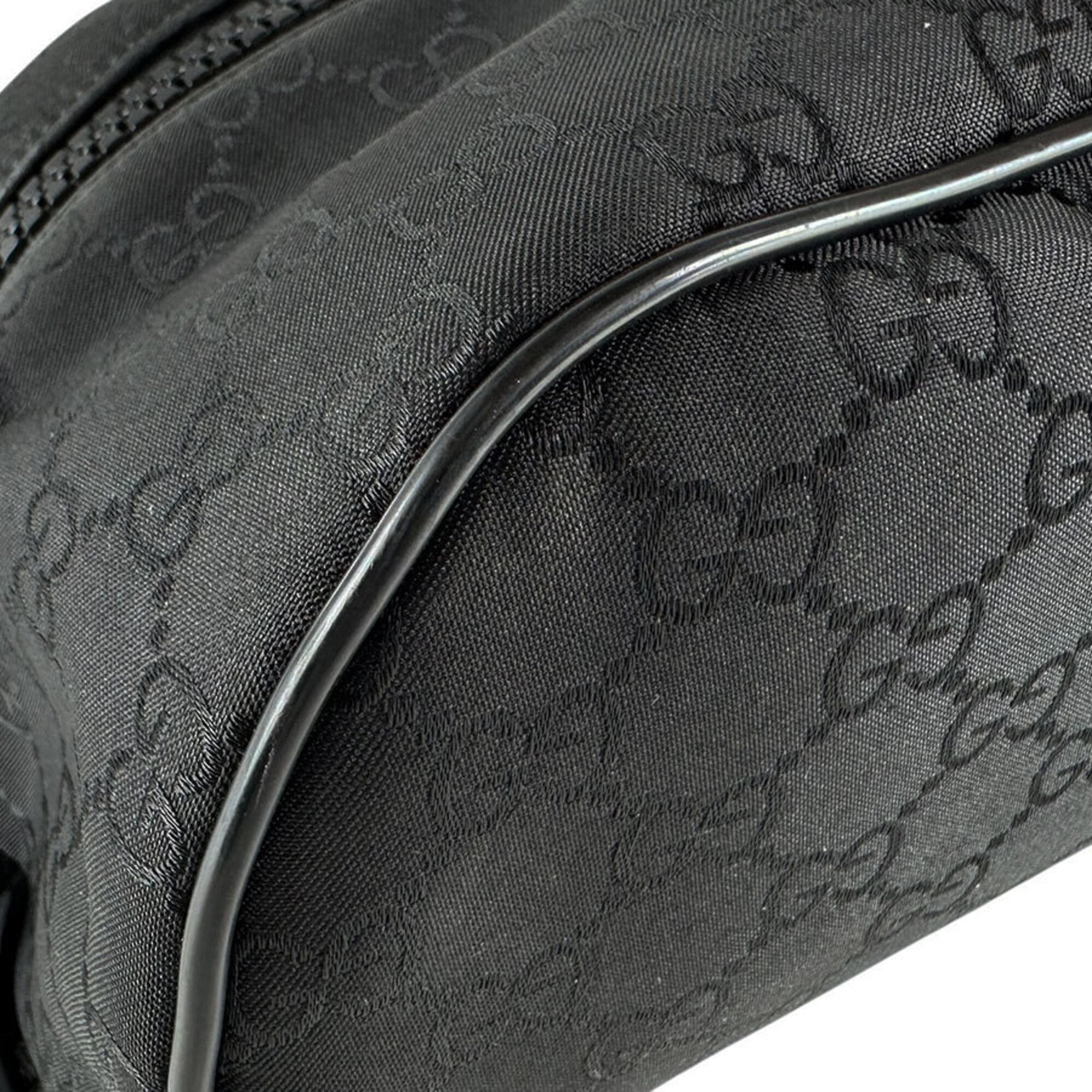 Gucci Black Nylon Fanny Pack (Pre-Owned)